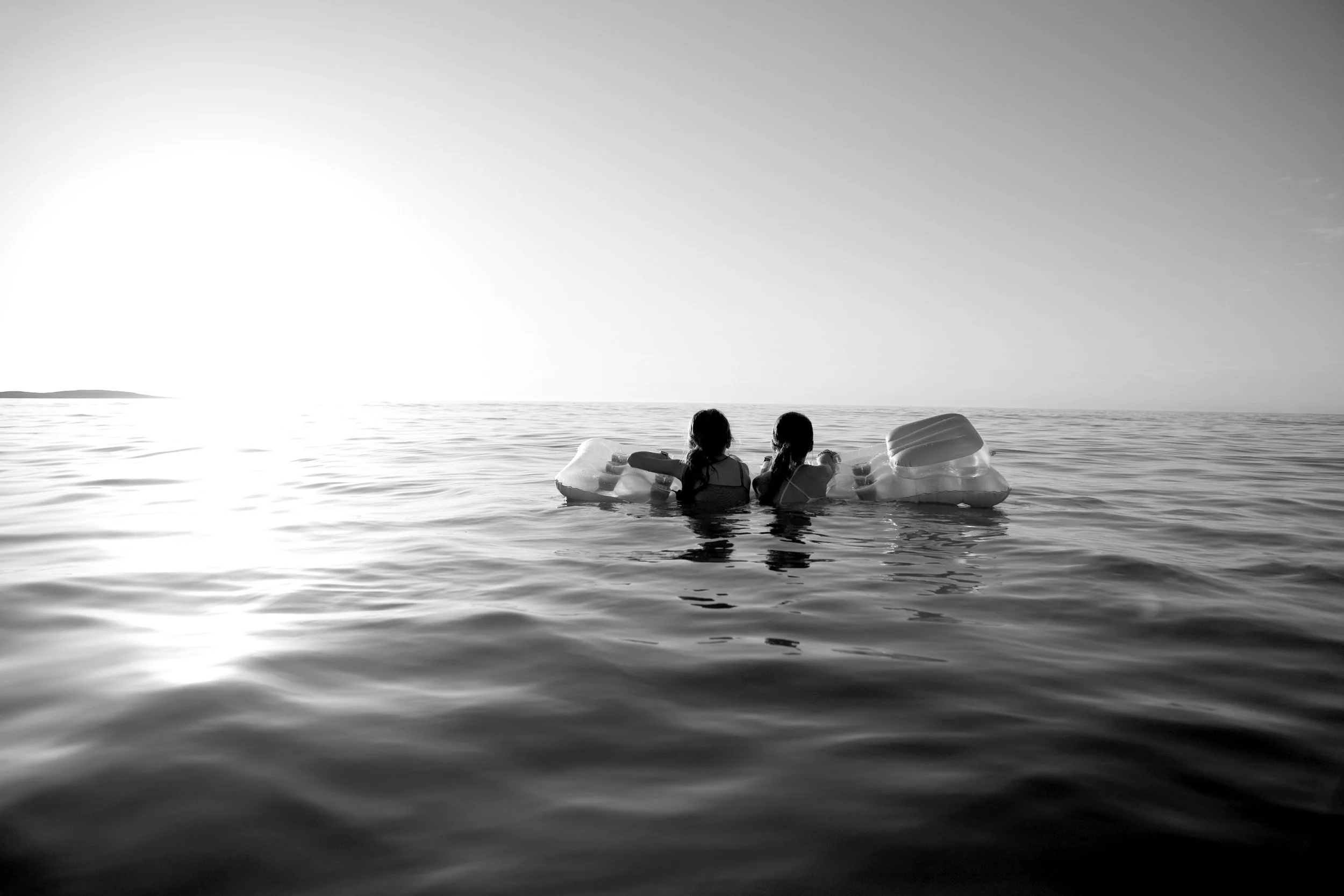 1913855_B&W.jpg