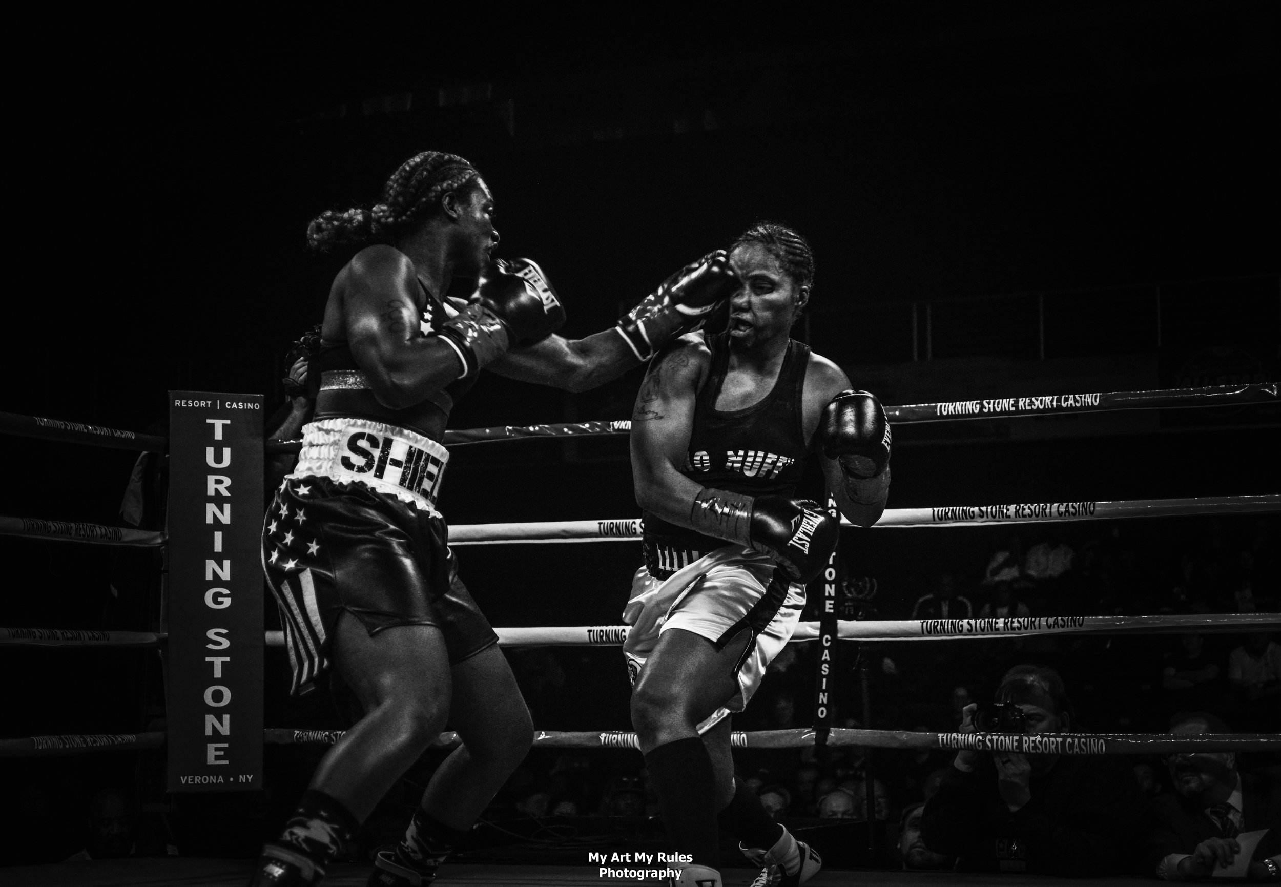 Claressa Shields vs Tori Nelson