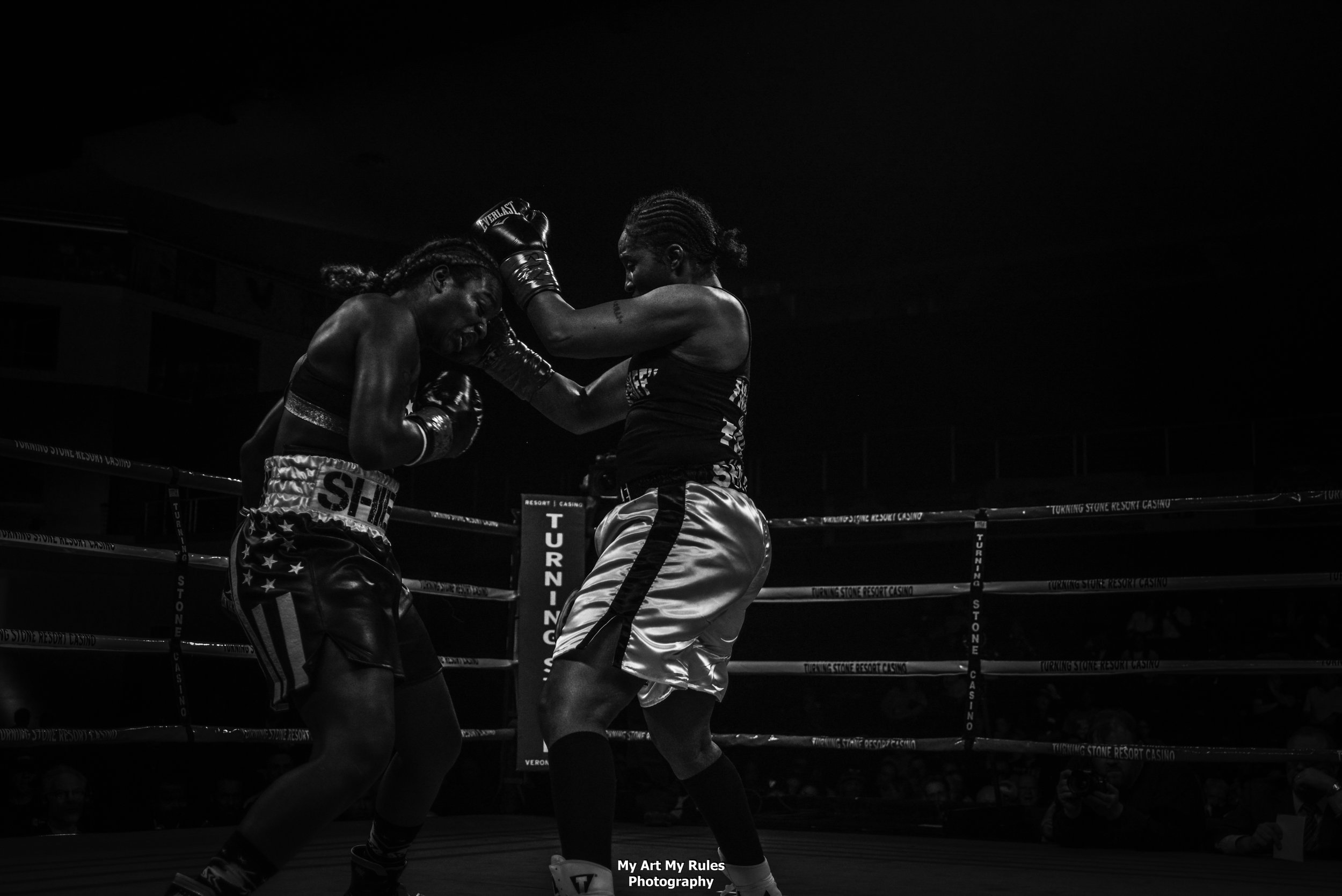 Claressa Shields vs Tori Nelson