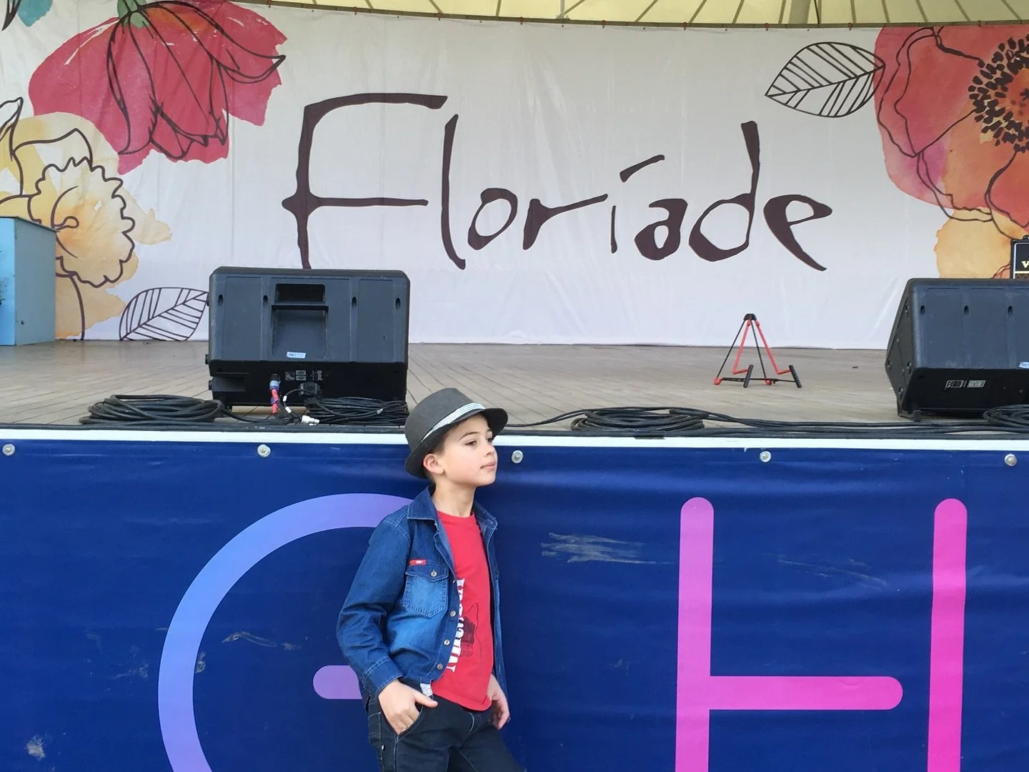 @floriade_australia it&rsquo;s been a hot minute (exhibit A) since I played for you, but I&rsquo;m so keen to be returning this month, not once but twice, with my good friend @danahassall (exhibit B) this Friday (and next) on Stage 88! We&rsquo;ll be