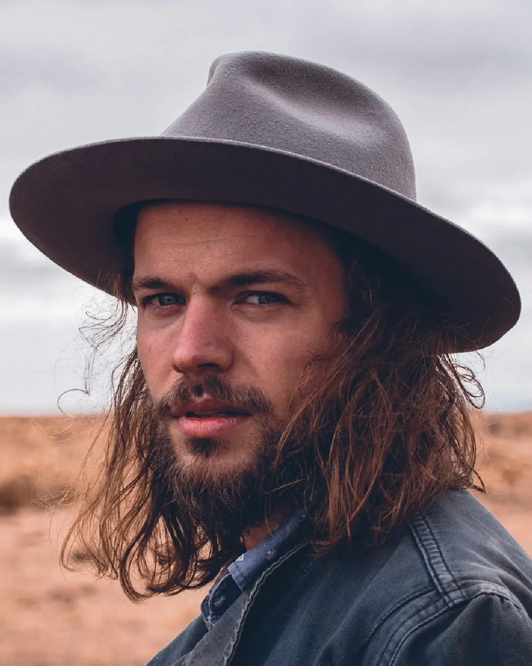 For those who&rsquo;ve been asking when&rsquo;s my next local gig, I&rsquo;m very excited to be opening for this guy again, the incredible one-man-band, @shaunkirkmusic! Other things on my agenda:

💁🏻 Comparing hair length
📏 Seeing how much taller