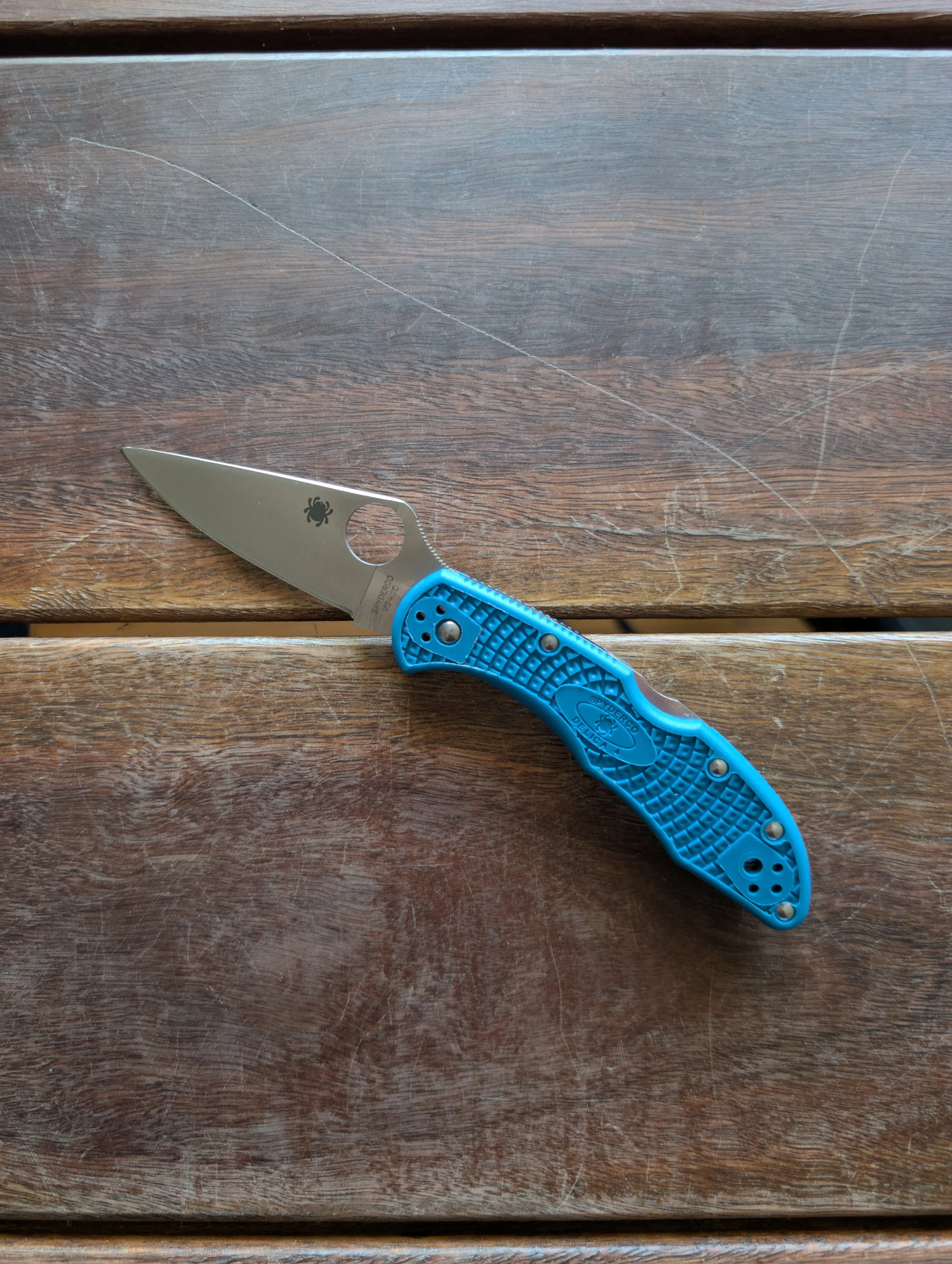 James is an ecologist and works in the field across NSW with his Spyderco Delica. He dropped it into INKS today for a complete refresh and spine mod.