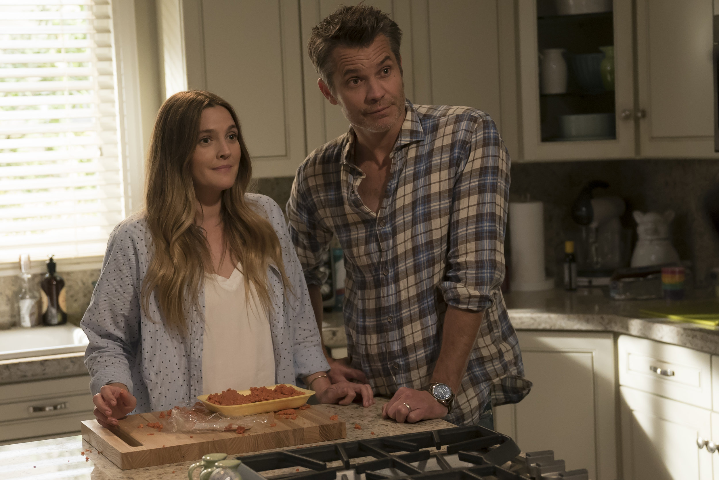 Kitchen Confidential: Drew Barrymore (Sheila) and Timothy Olyphant (Joel) in Netflix’s Santa Clarita Diet