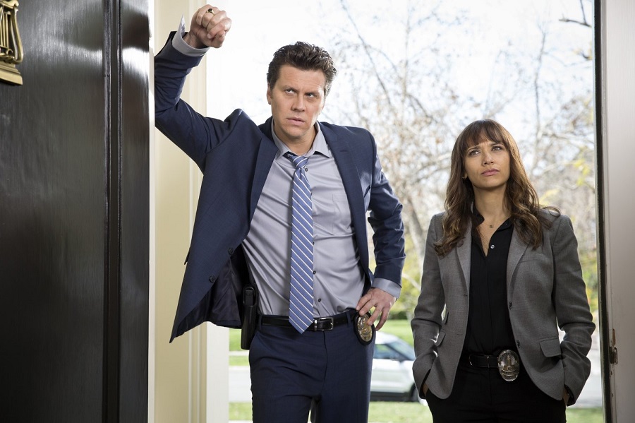 Clueless: Hayes McArthur ('Jay' Geils) and Rashida Jones (Angie) in Stan’s Angie Tribeca