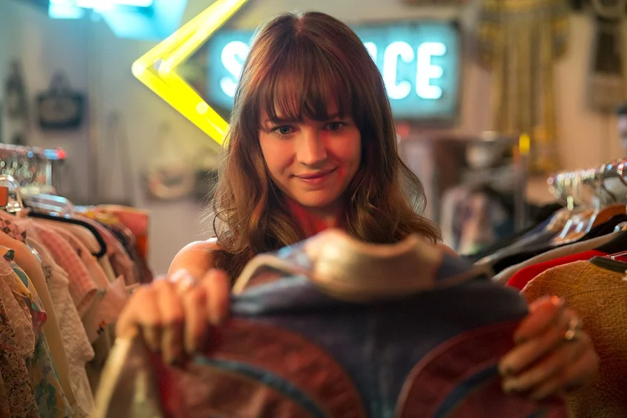 Zip It: Britt Robertson (Sophia) in Netflix’s Girlboss
