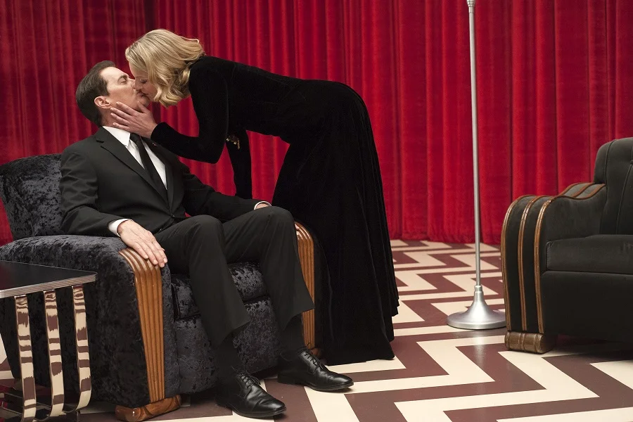 Their Lips Are Sealed: Kyle MacLachlan (Agent Cooper) and Sheryl Lee (Laura Palmer) in Stan’s Twin Peaks