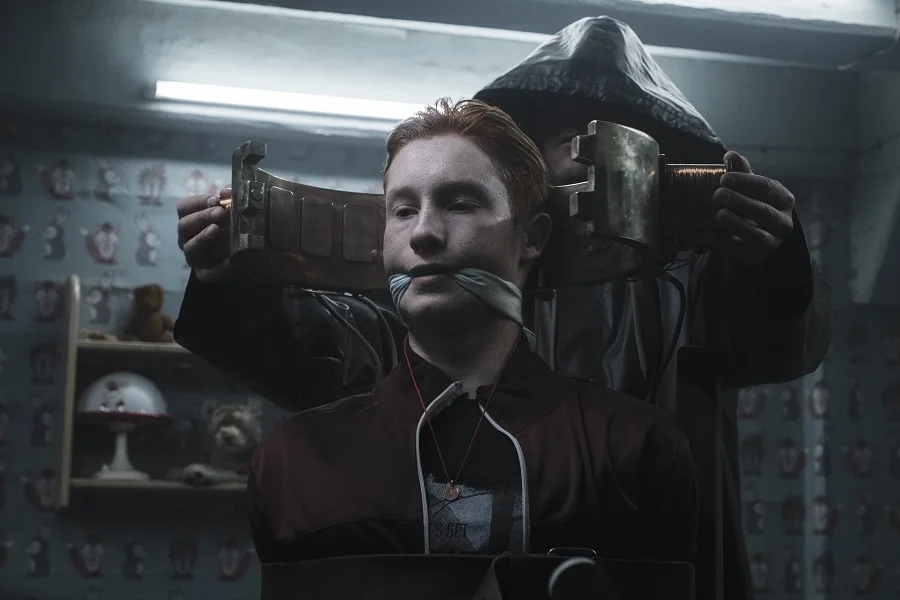 Time After Time: Paul Radom (the imprisoned Erik Obendorf) in Netflix’s Dark