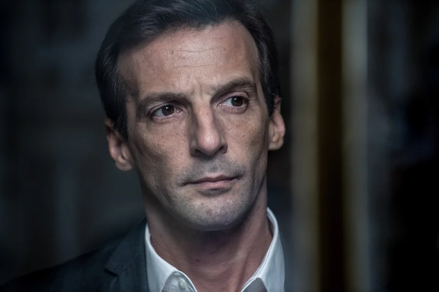 Identity Crisis: Mathieu Kassovitz (Guillaume Debailly) in The Bureau