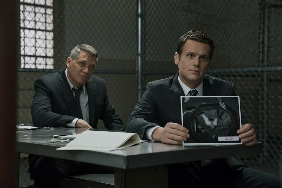 The Searchers: Holt McCallany (Bill) and Jonathan Groff (Holden) in Mindhunter