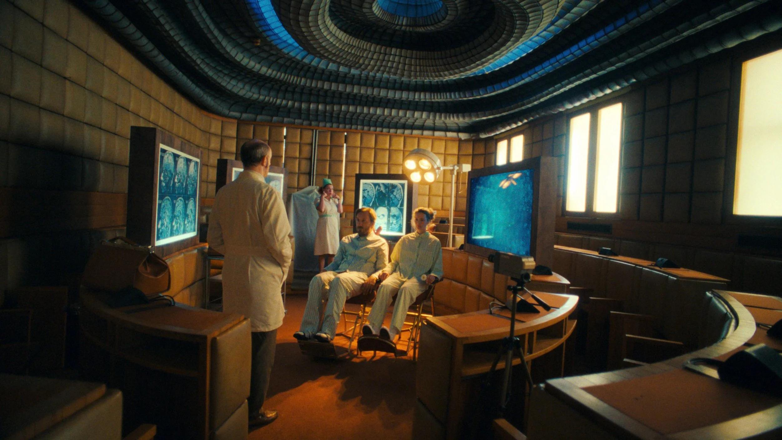 GLASTIL 2_v6_A055C018_240706_R32M.mov_12_04_02_19baselight_gallery.jpg