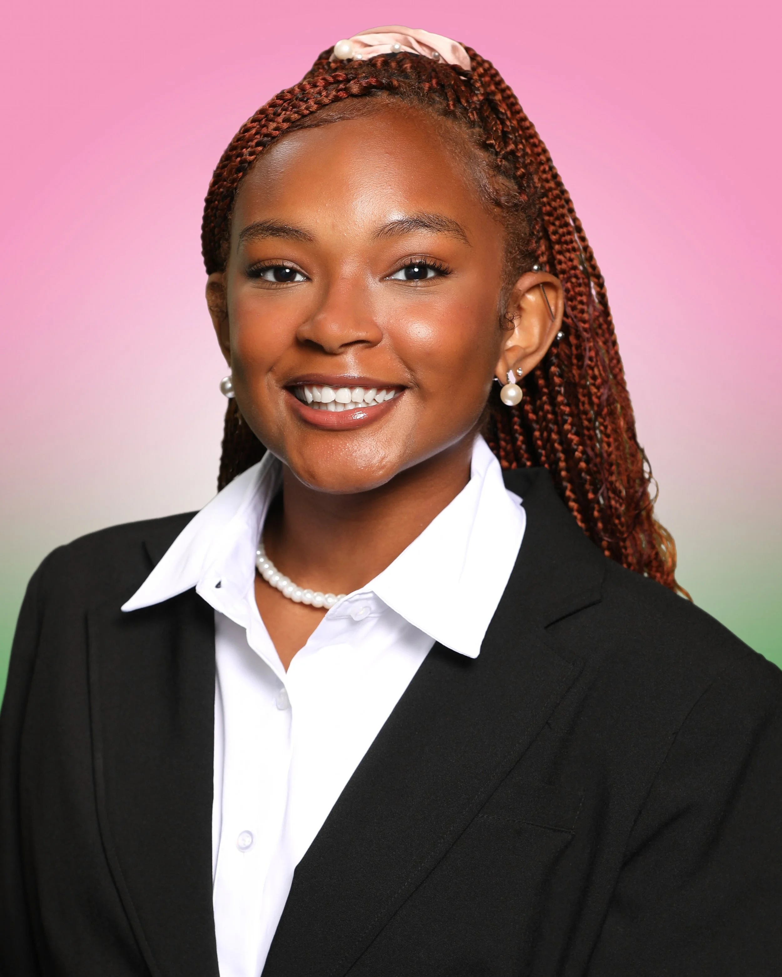Rakayla Headshot.jpeg