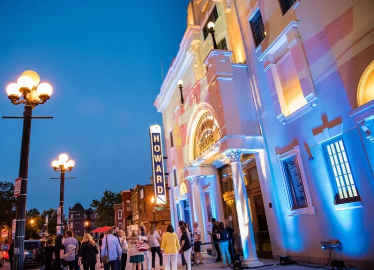 crowd-outside-howard-theatre-during-event-ipw_ddc-photo.jpg