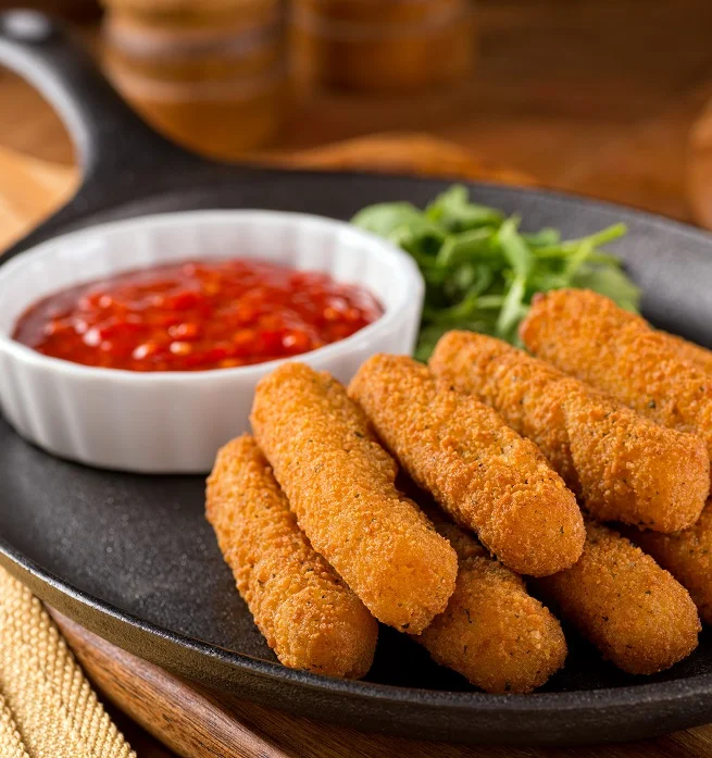 mozzarella sticks-sm.jpg