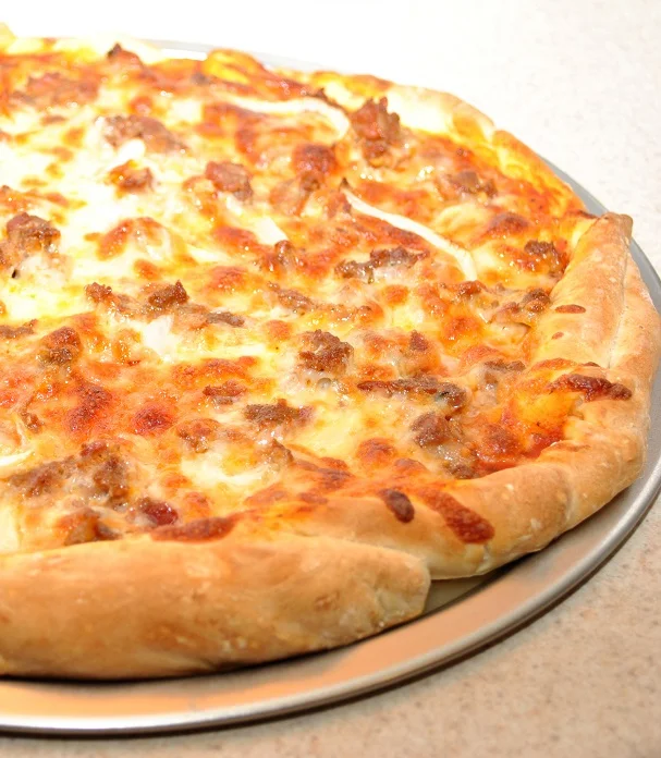 Sausage pizza_sm.jpg