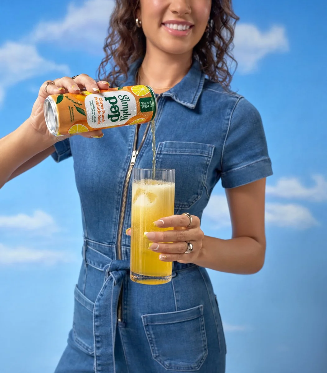 simplypop_08-pop-can-hands-cloud-backdrop-citrus-punch_3350_FINAL.jpg