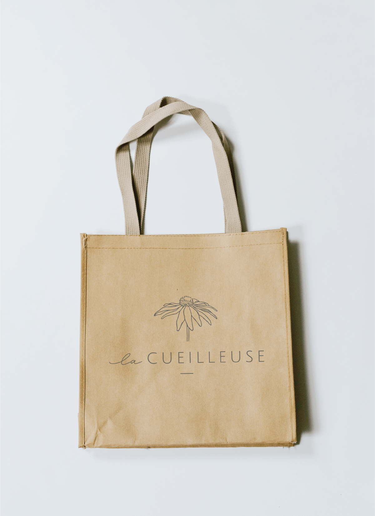 dumont design_la cueilleuse.png