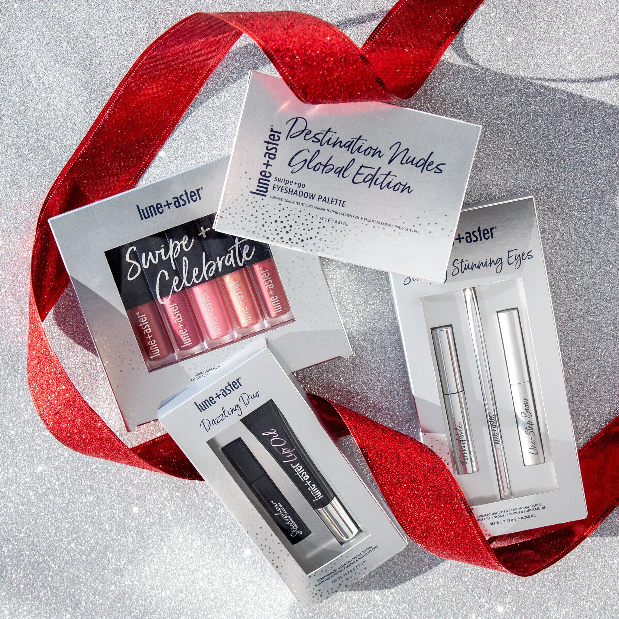 L+A-Holiday_Group_E0A3771-1_edit.jpg