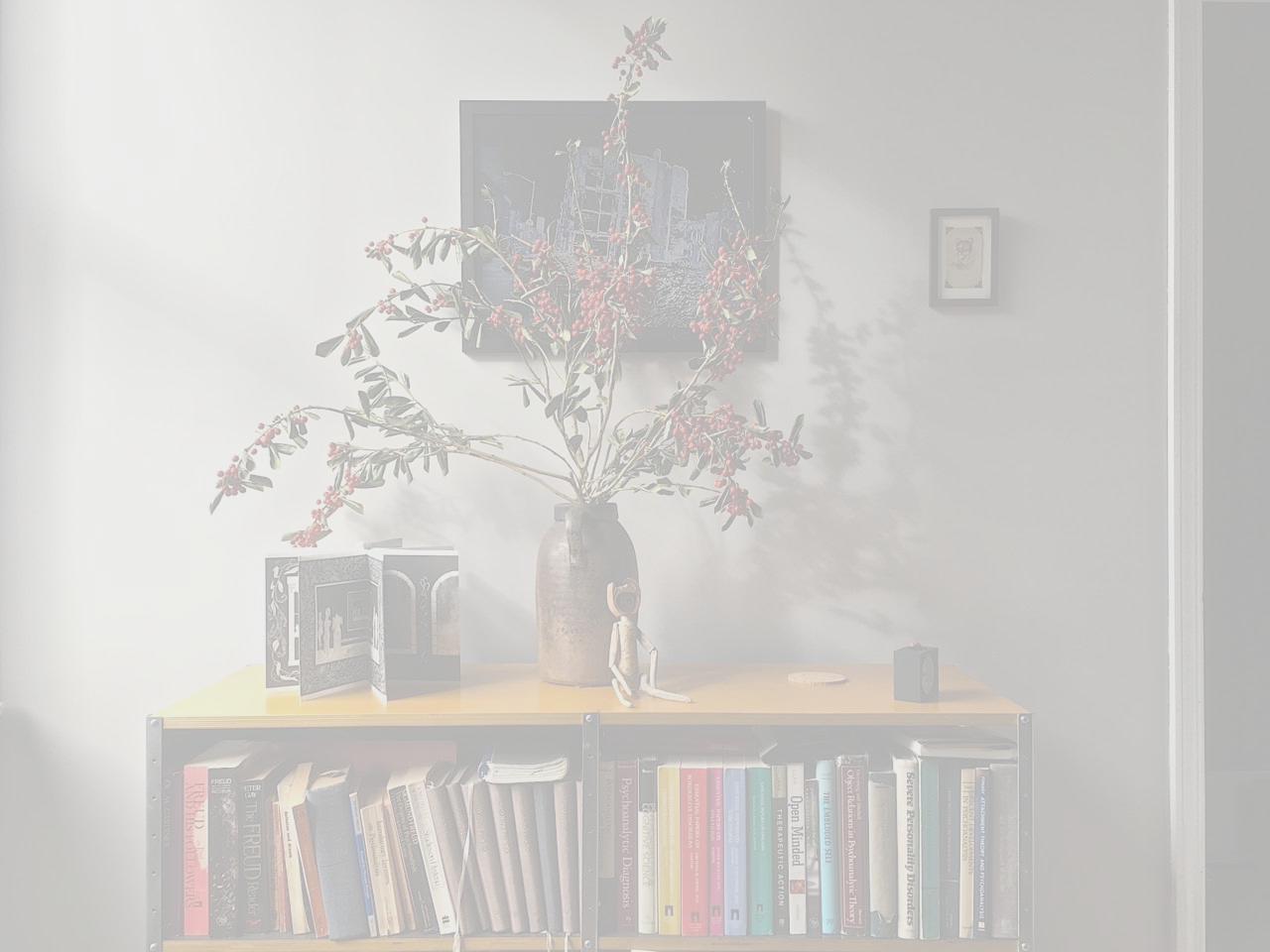 Bookshelf_final.png