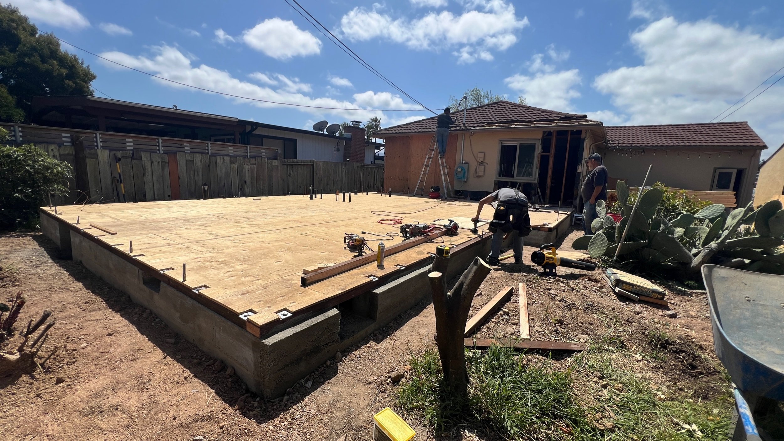With the plywood subfloor down, there is no where to go but 🆙