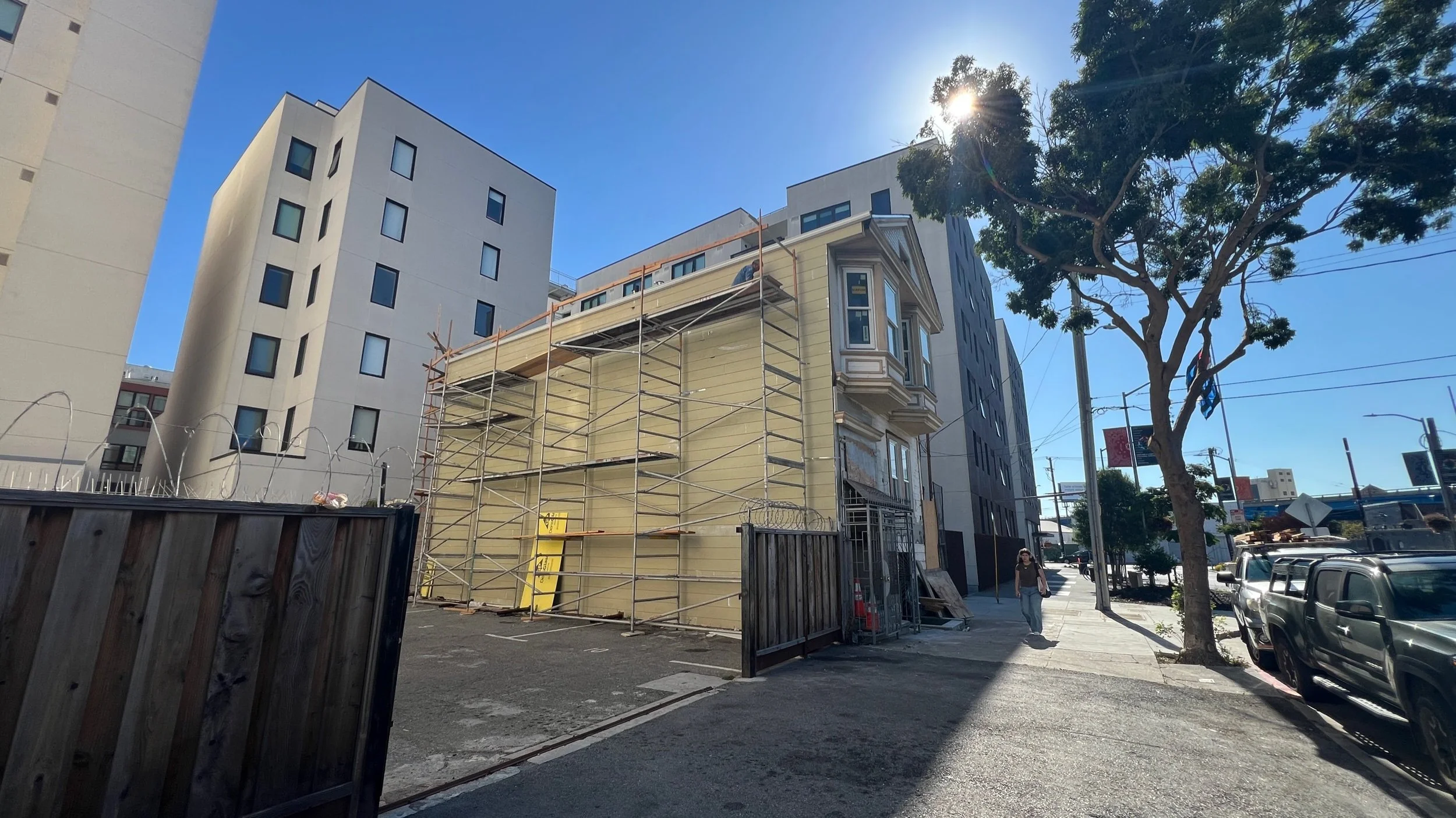 Fresh new face on the west side with the new siding nearing completion…