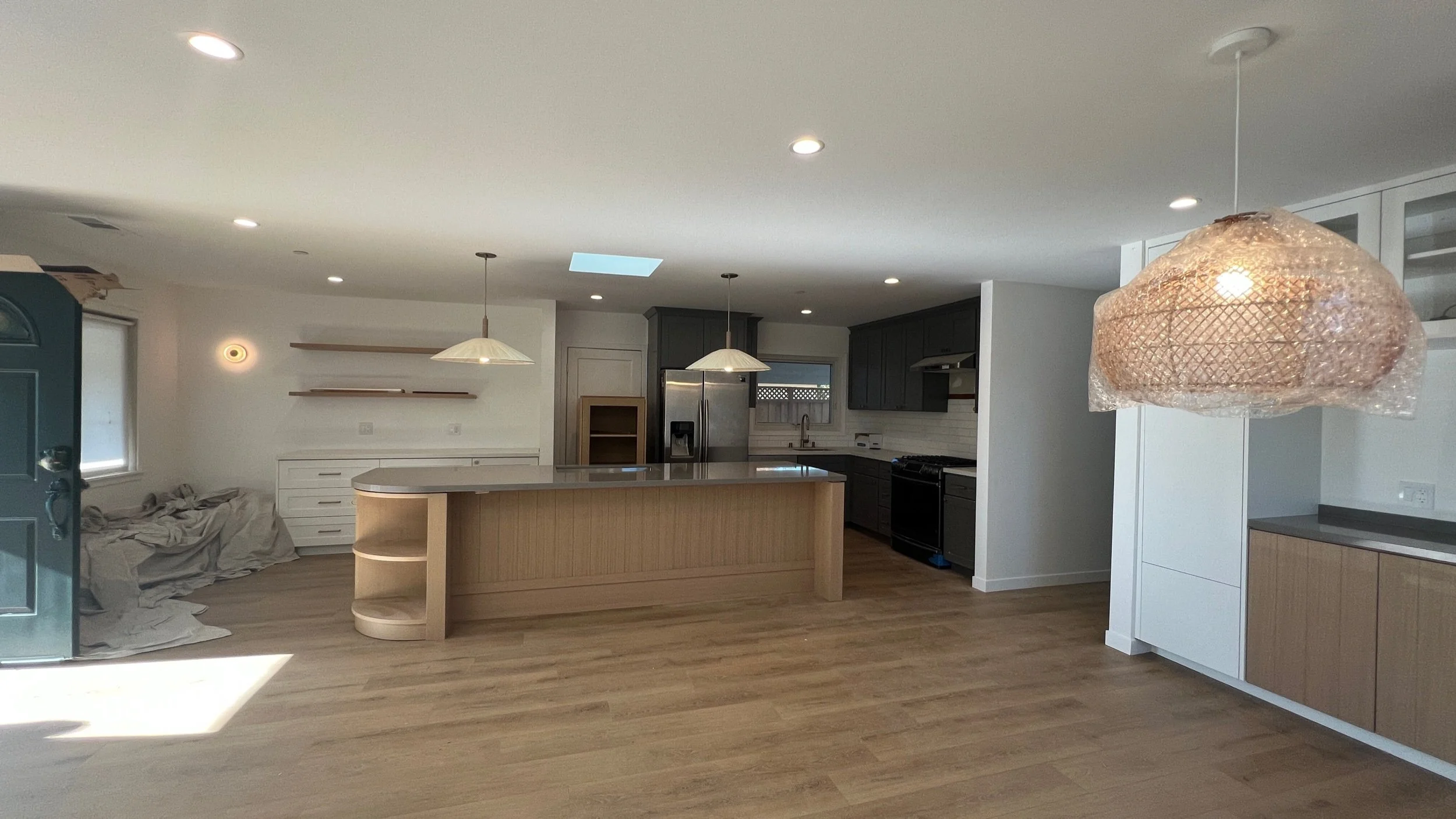 Counters are down & we are inching our way to the finish line at our Great Room. 