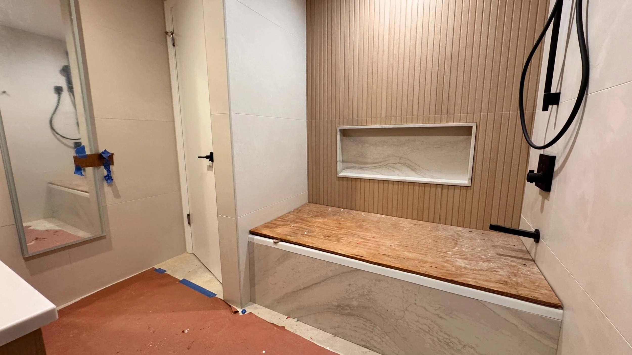 Matching stone tub apron & soap niche are curing in place… 💫 