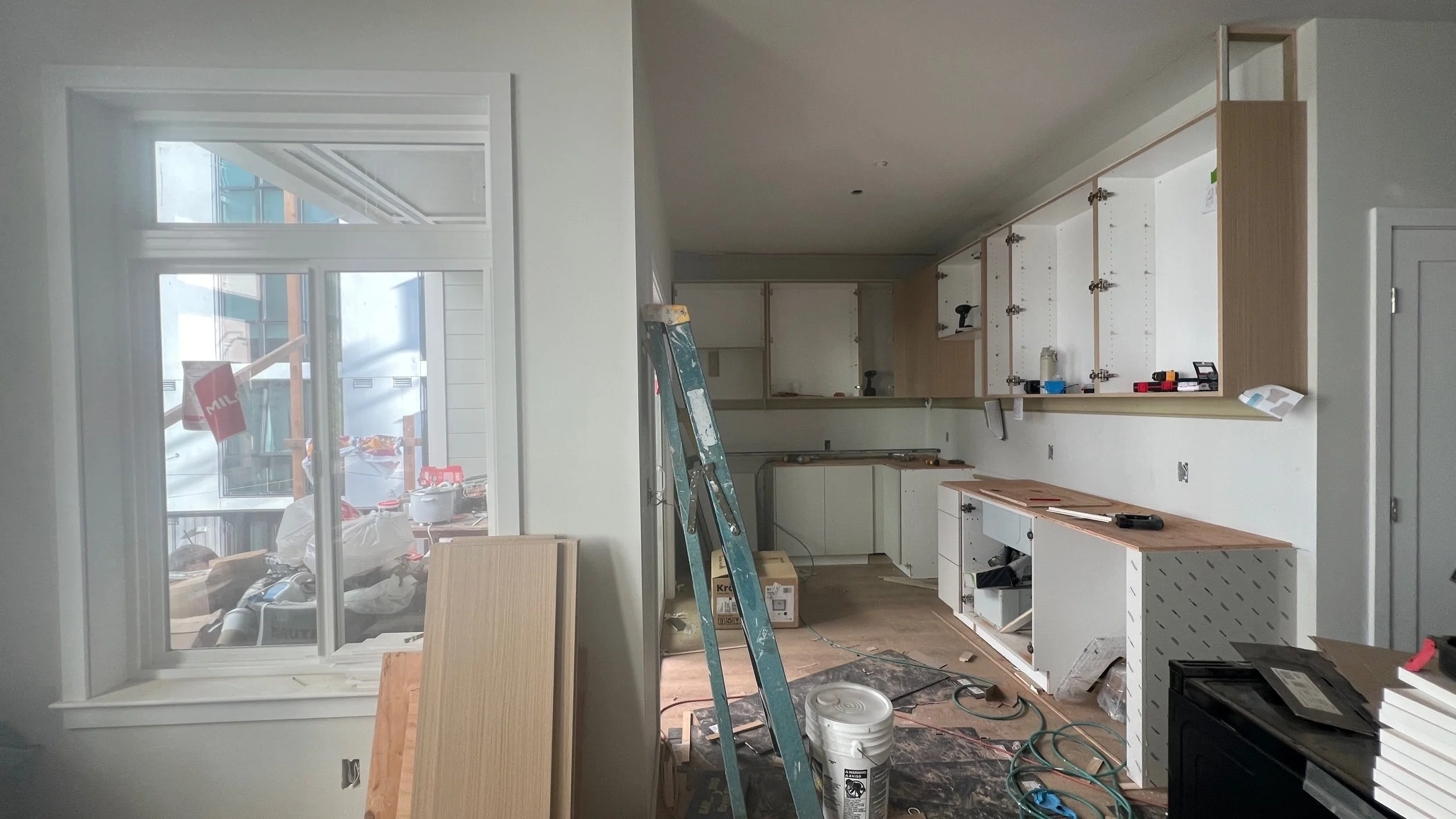  As to differentiate each unit, each Kitchen will have a unique finish palette with the middle floor paired with soft gray base cabinets &amp; white oak upper cabinets.&nbsp; 