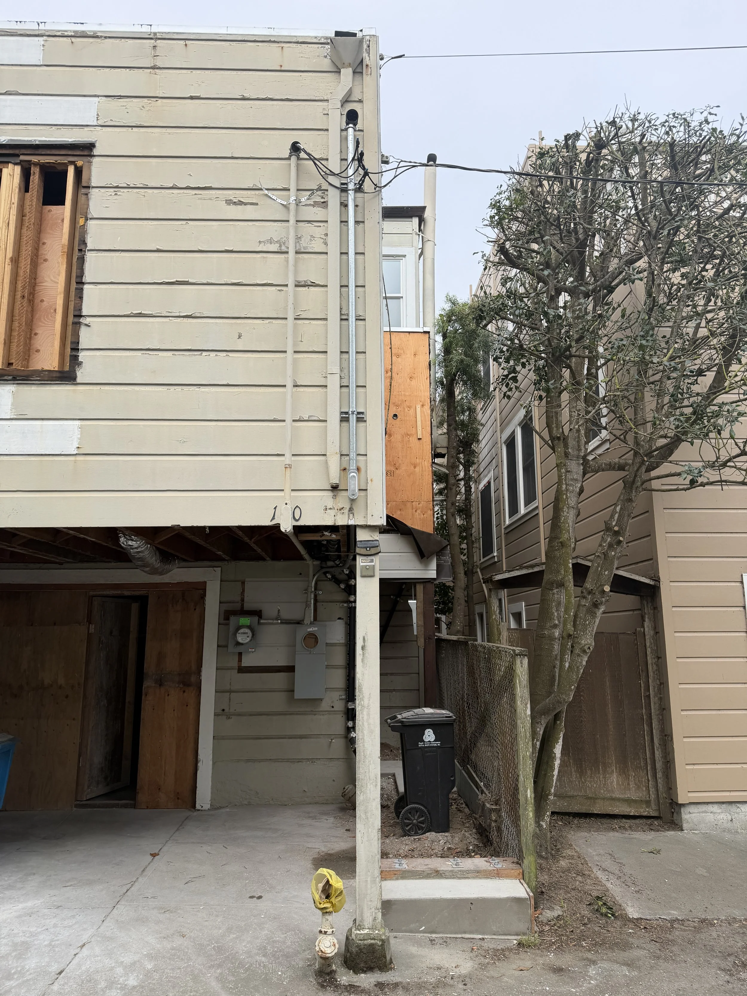 Our scope of work includes upgrading the existing 125 amp electrical panel to 200 amps. This can be a tedious process with PG&E, but it is one that we are very familiar with and can guide our clients through from start to finish.

Here, you can see t