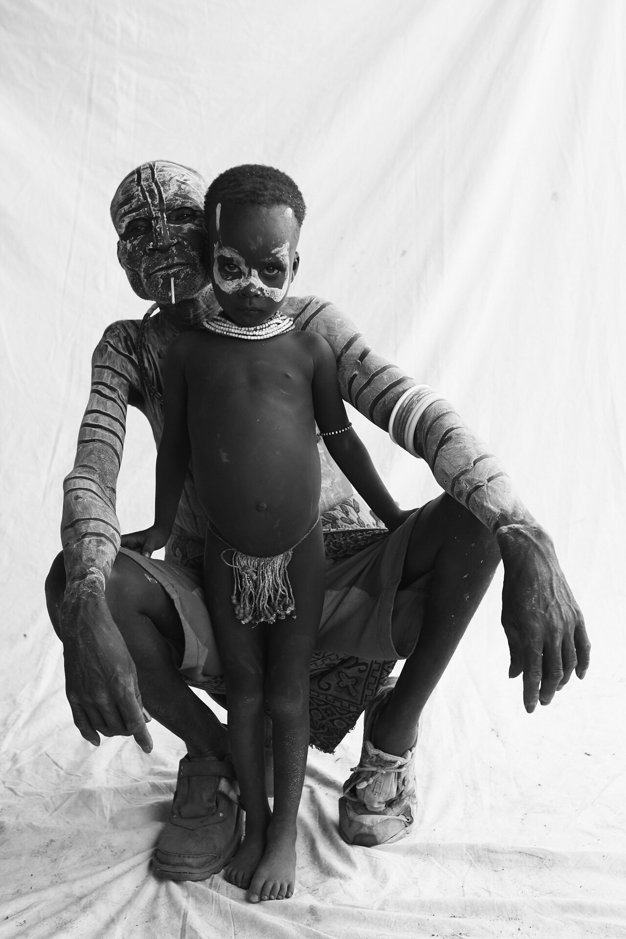 Karo Elder and child_01.jpg