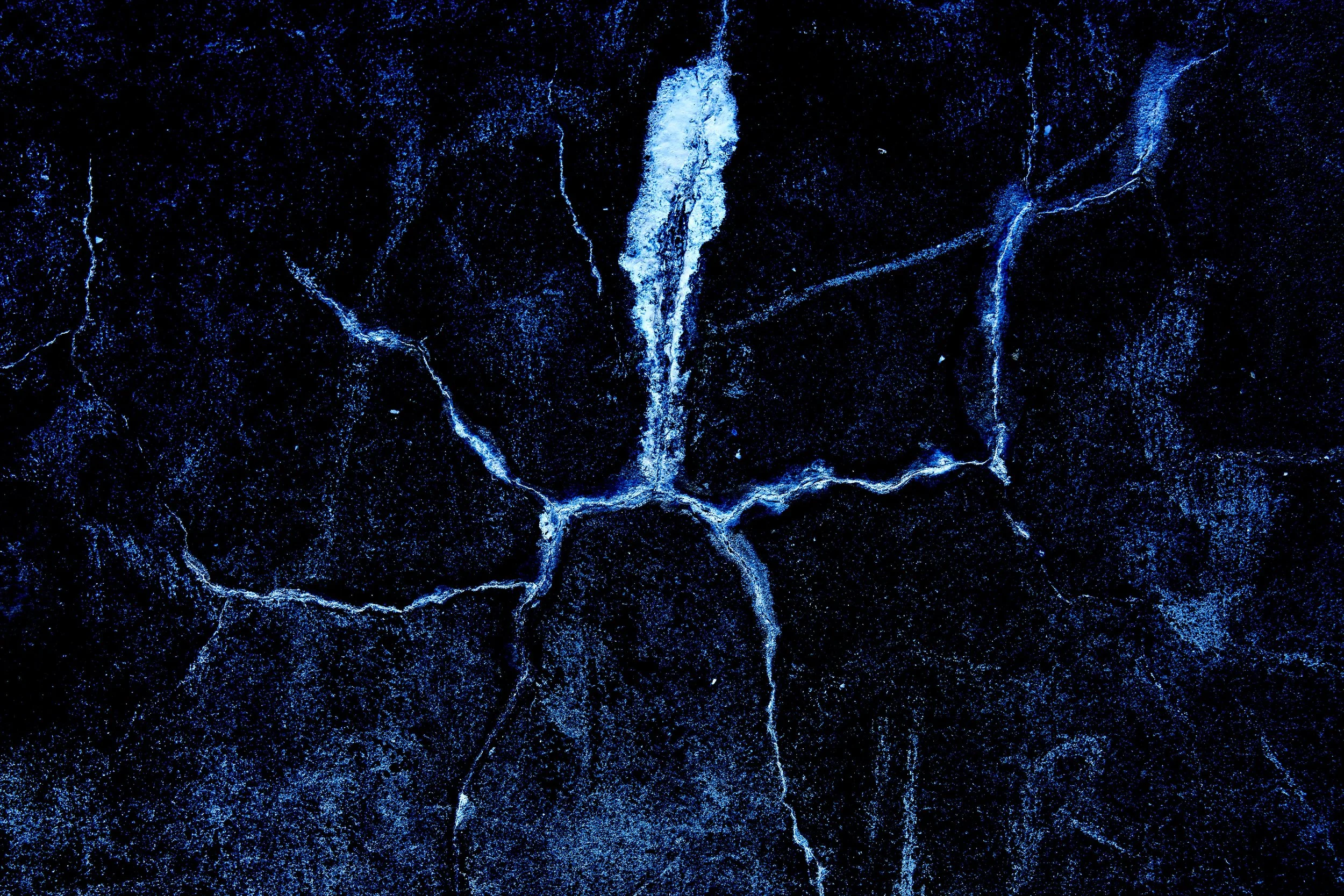 The Thing Wide_02.jpg