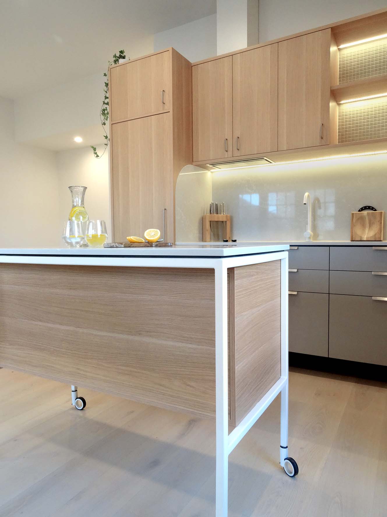 Kitchen02.jpg