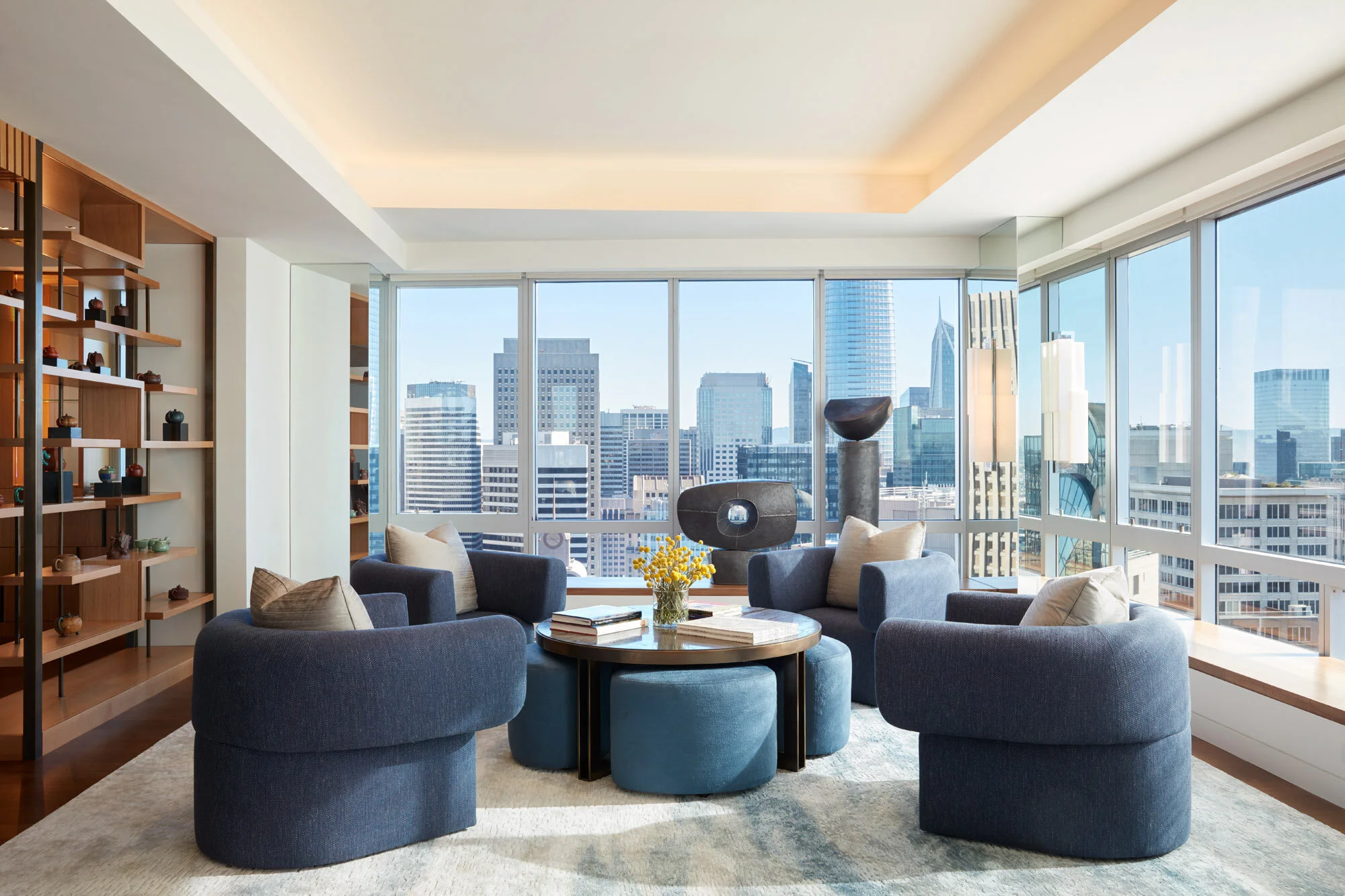 021_LIVING ROOM-east.jpg