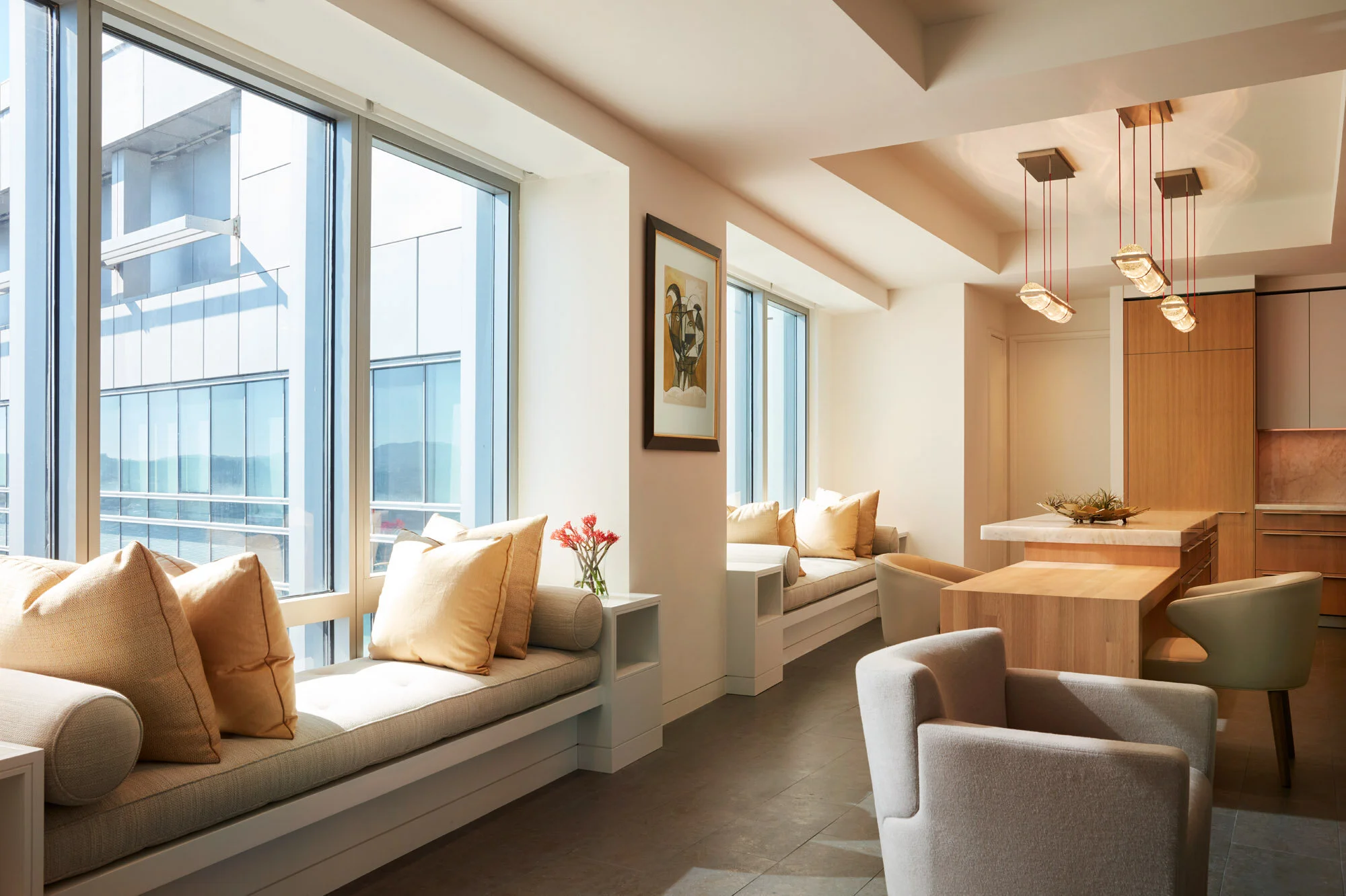 028_KITCHEN-window seats.jpg