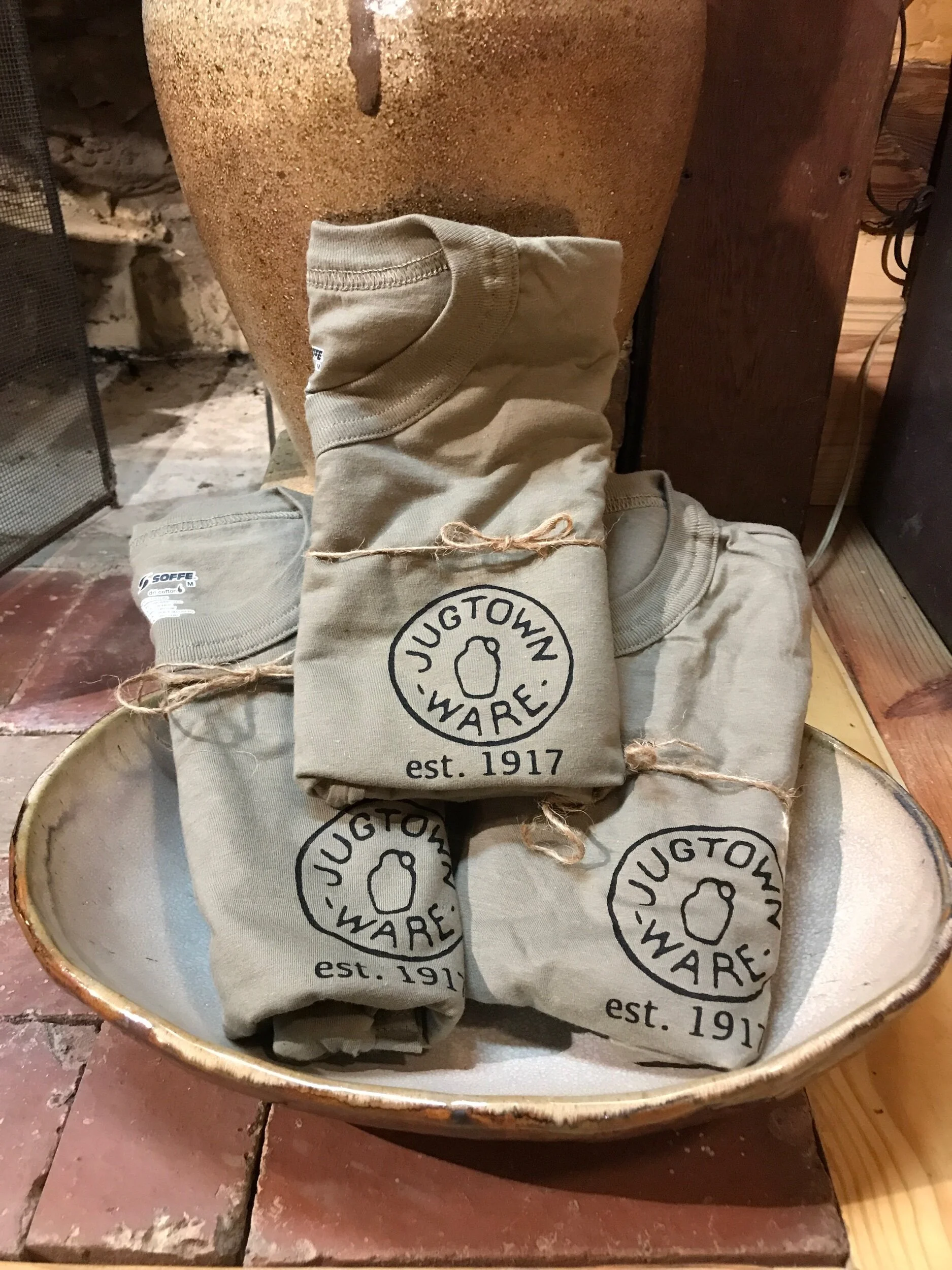 5DE25969-35B6-4C84-ADA7-6B5925692851