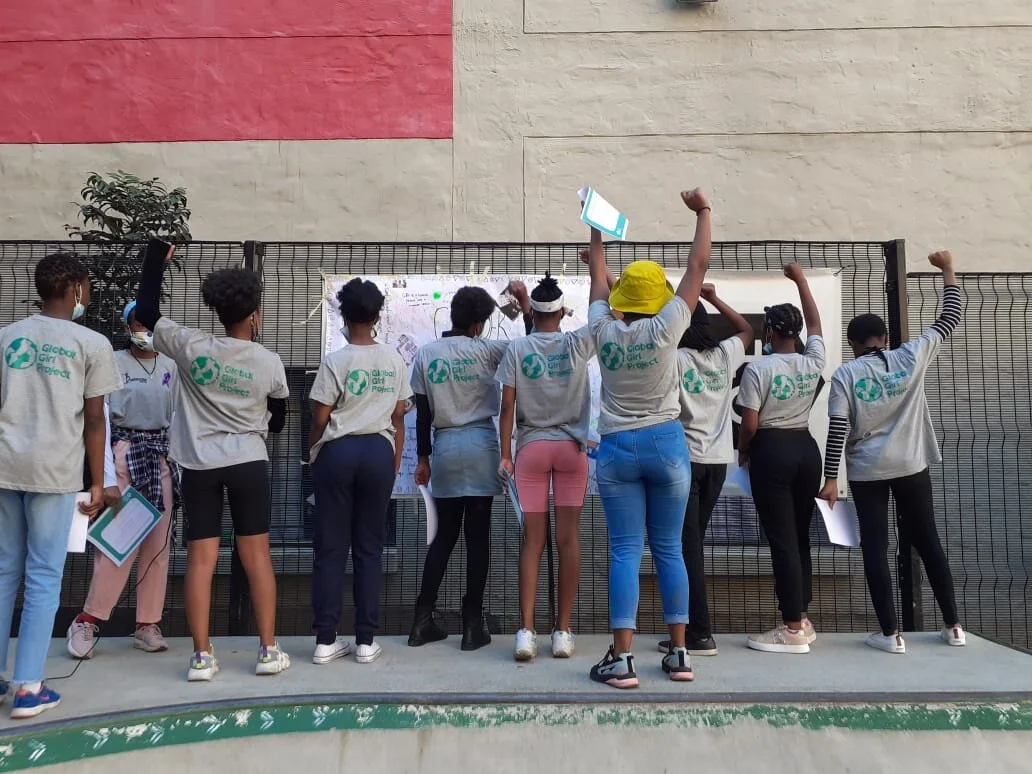 Leadership Learning in the Digital World: 80 Girls Start Their Journey