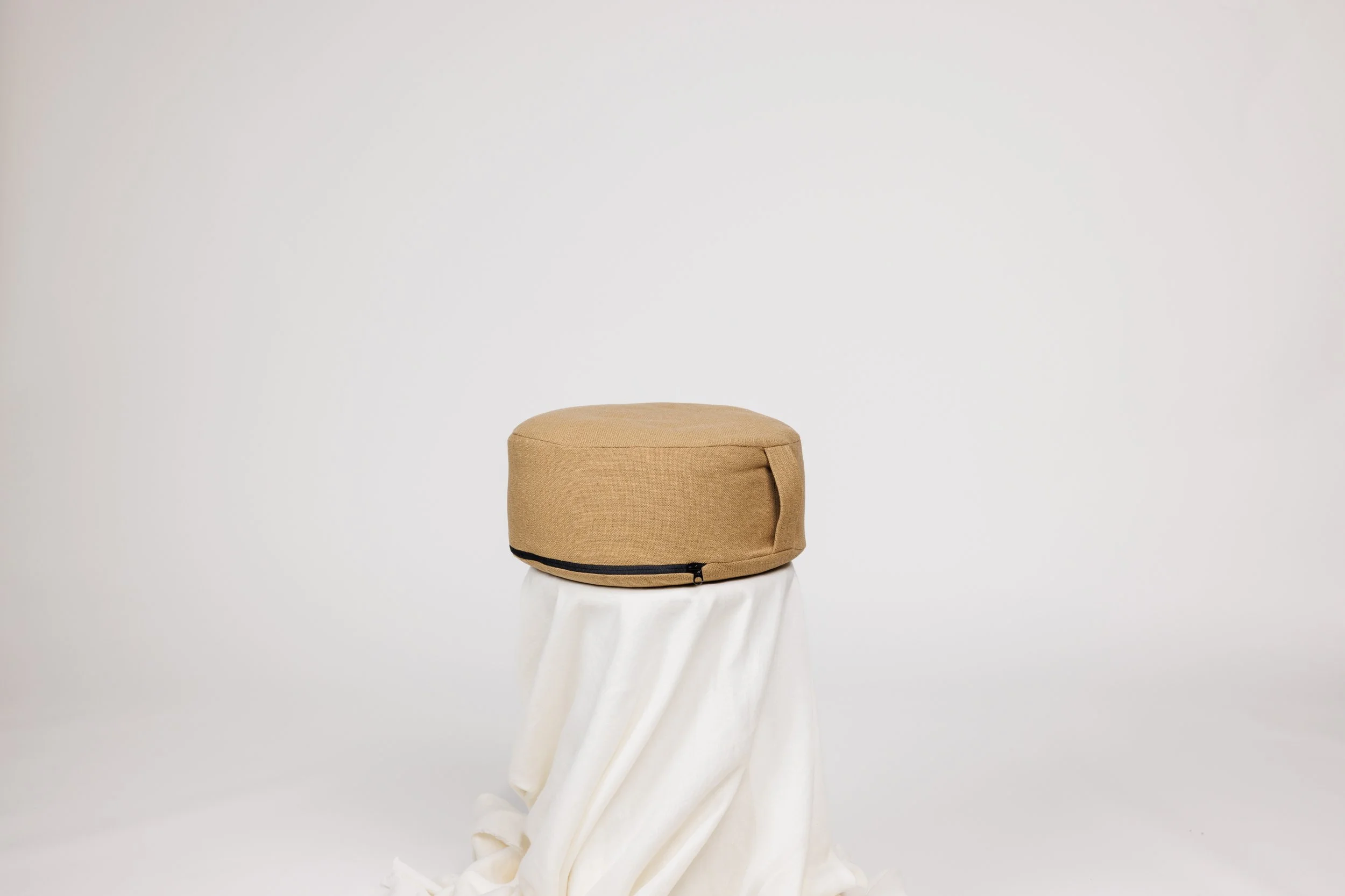 _Q0A4107-Belgian-Camel-Faux-Linen.jpg