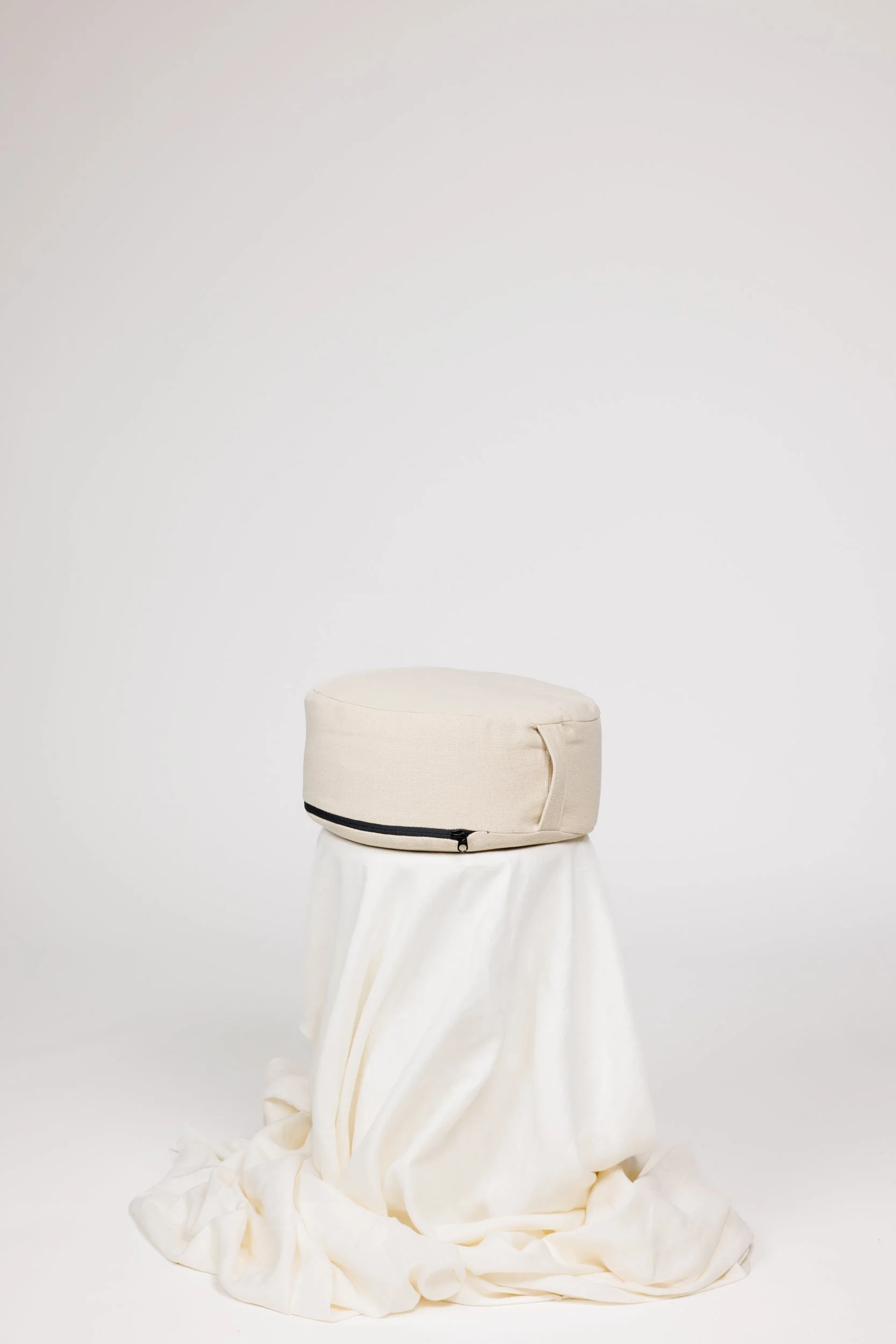 _Q0A4098-Belgian-Sand-Faux-Linen.jpg