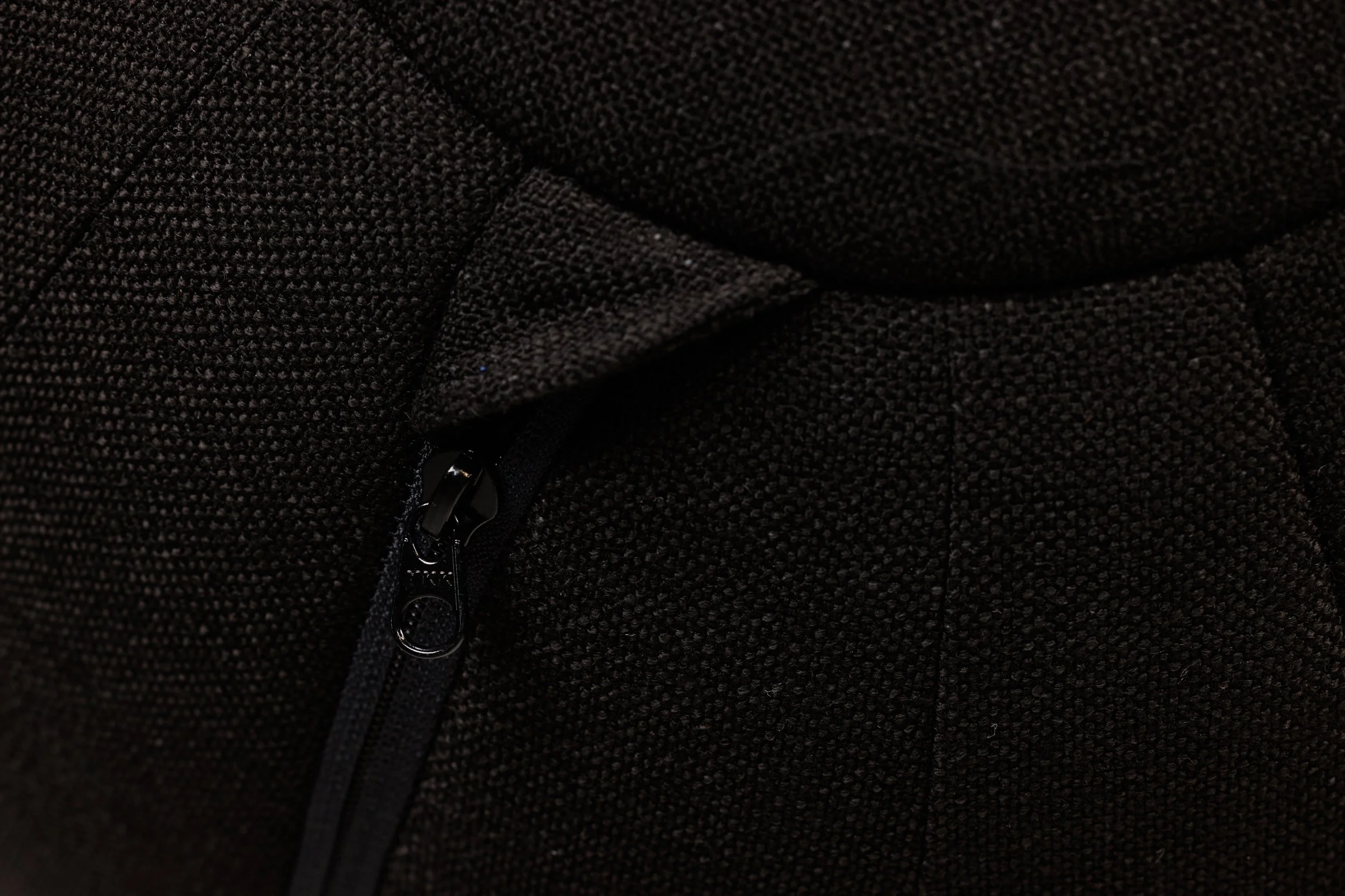 _Q0A4324-Belgian-Iron-Faux-Linen.jpg