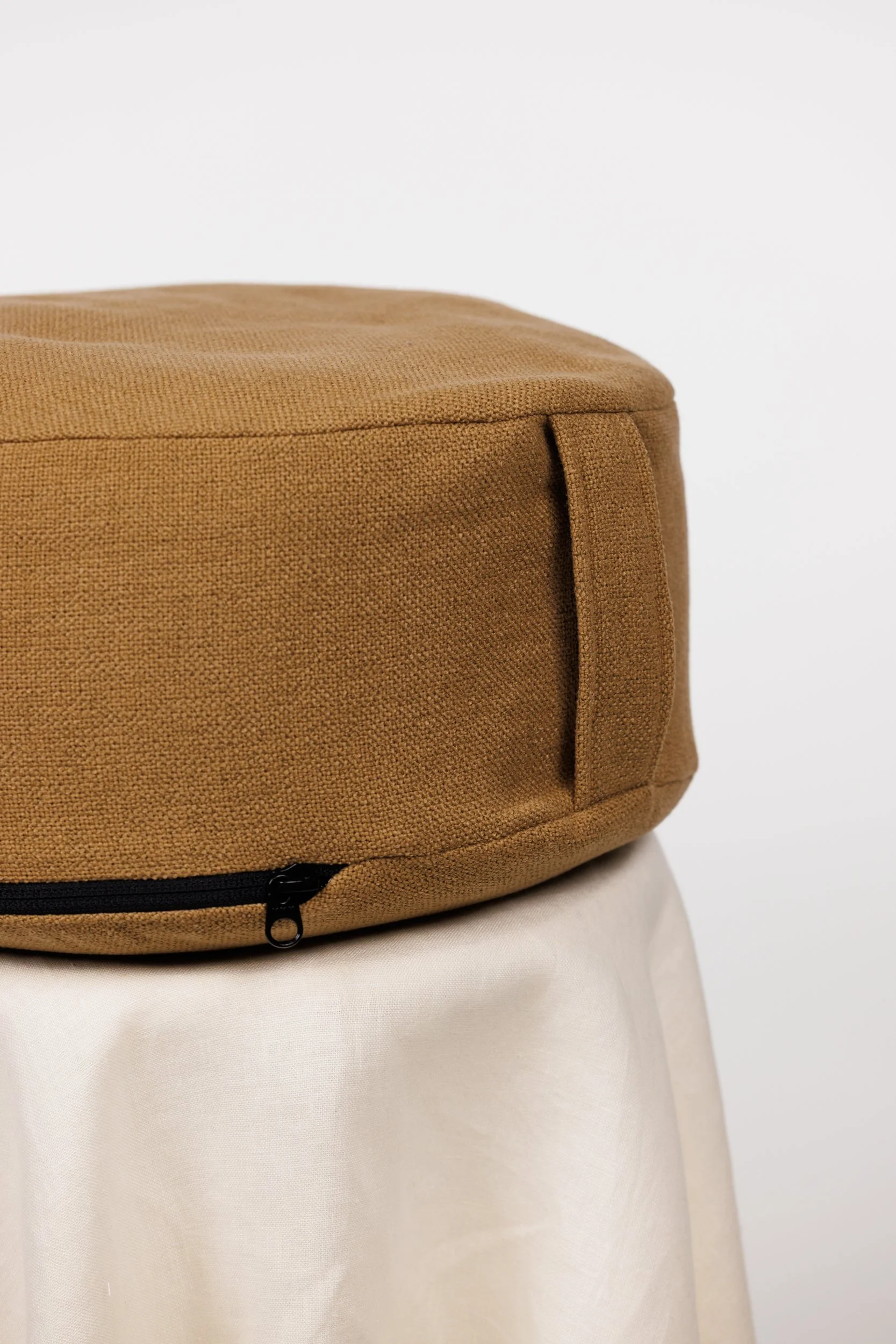 _Q0A4546-Belgian-Camel-Faux-Linen.jpg