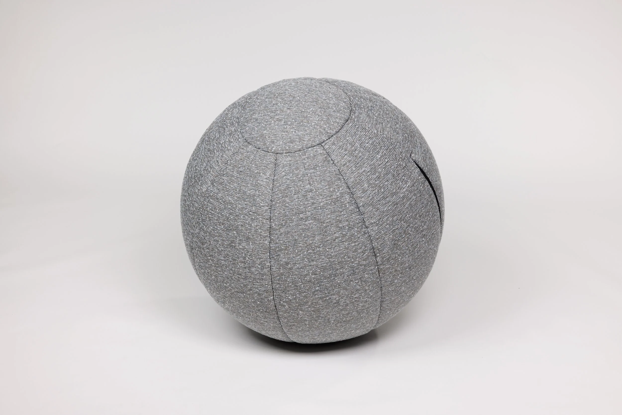 _Q0A4007-Murano-Graphite-Boucle.jpg