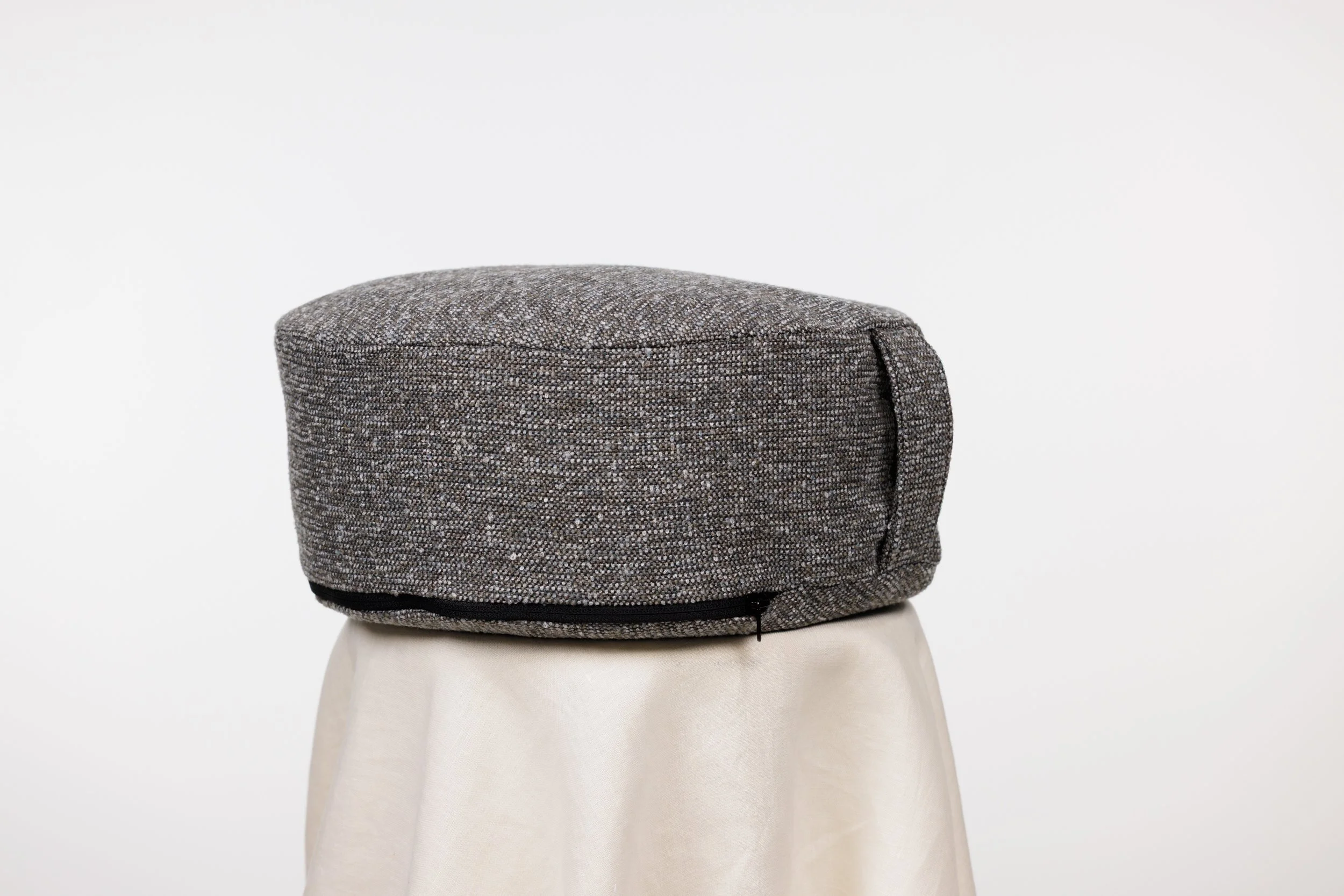 _Q0A4549-Murano-Graphite-Boucle.jpg