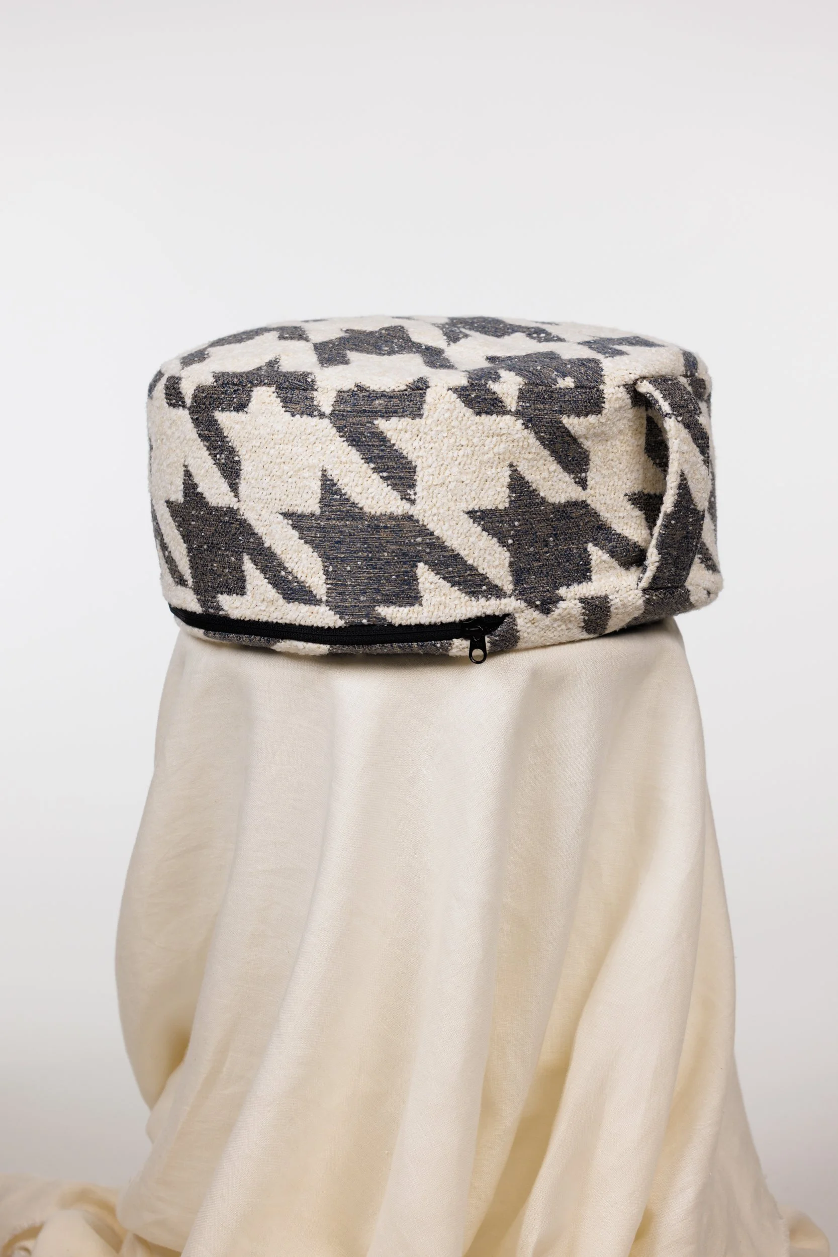_Q0A4637-Atlas-Cream.jpg