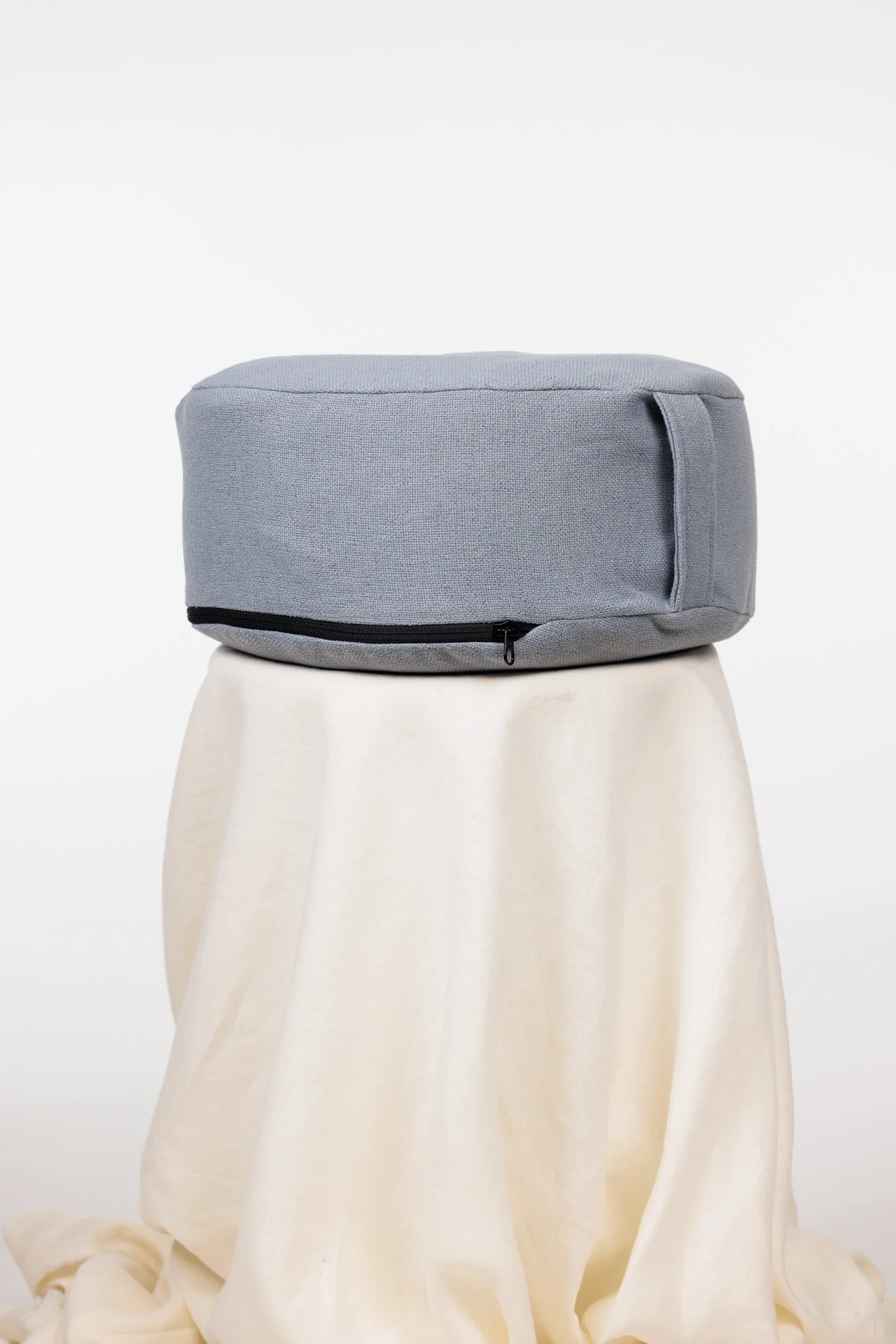 _Q0A4586-Belgian-Lagoon-Faux-Linen.jpg