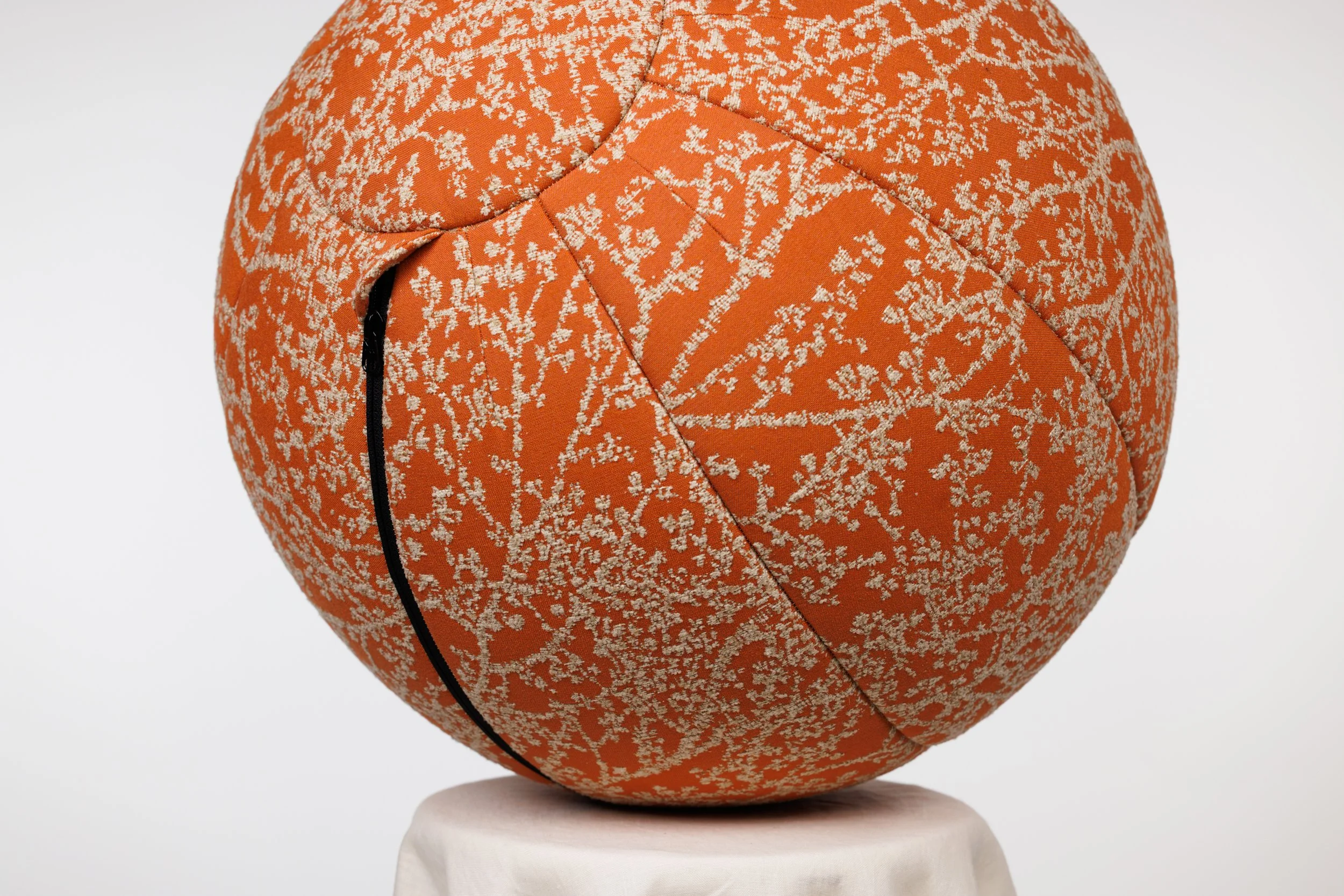 _Q0A4406-Tree-of-Life-Mango-Jacquard.jpg