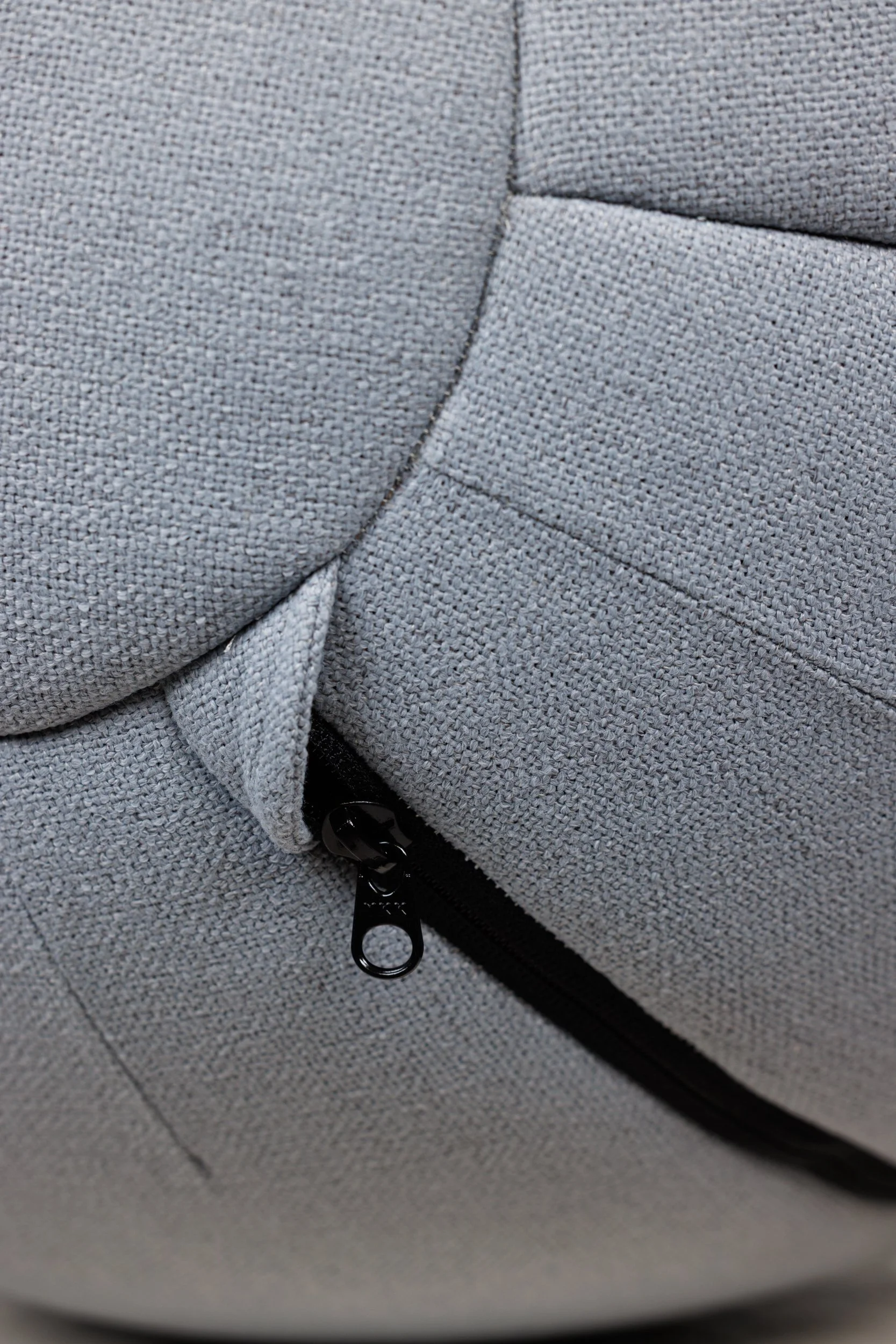 _Q0A4298-Belgian-Lagoon-Faux-Linen.jpg