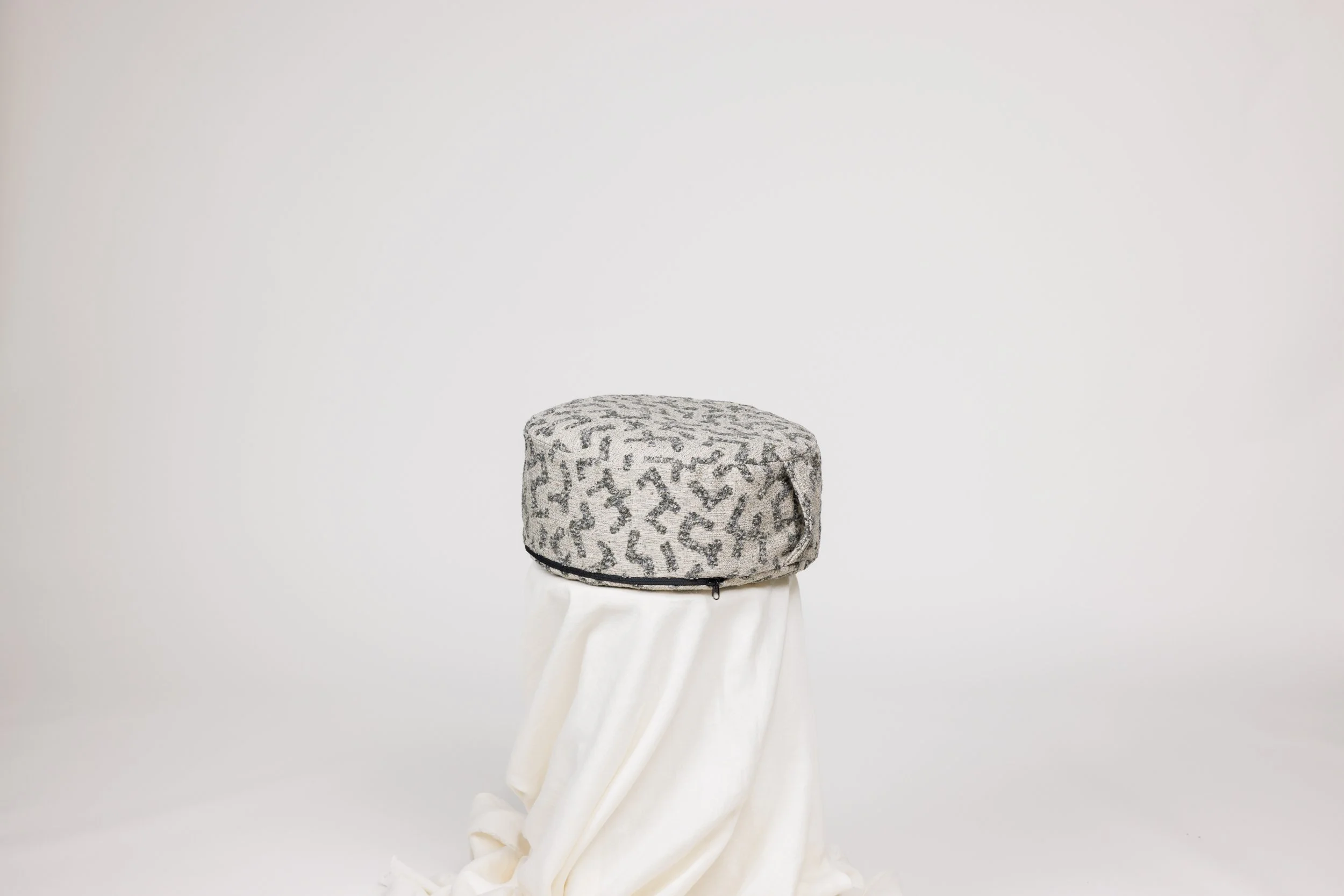 _Q0A4109-Down-Under-Grey.jpg