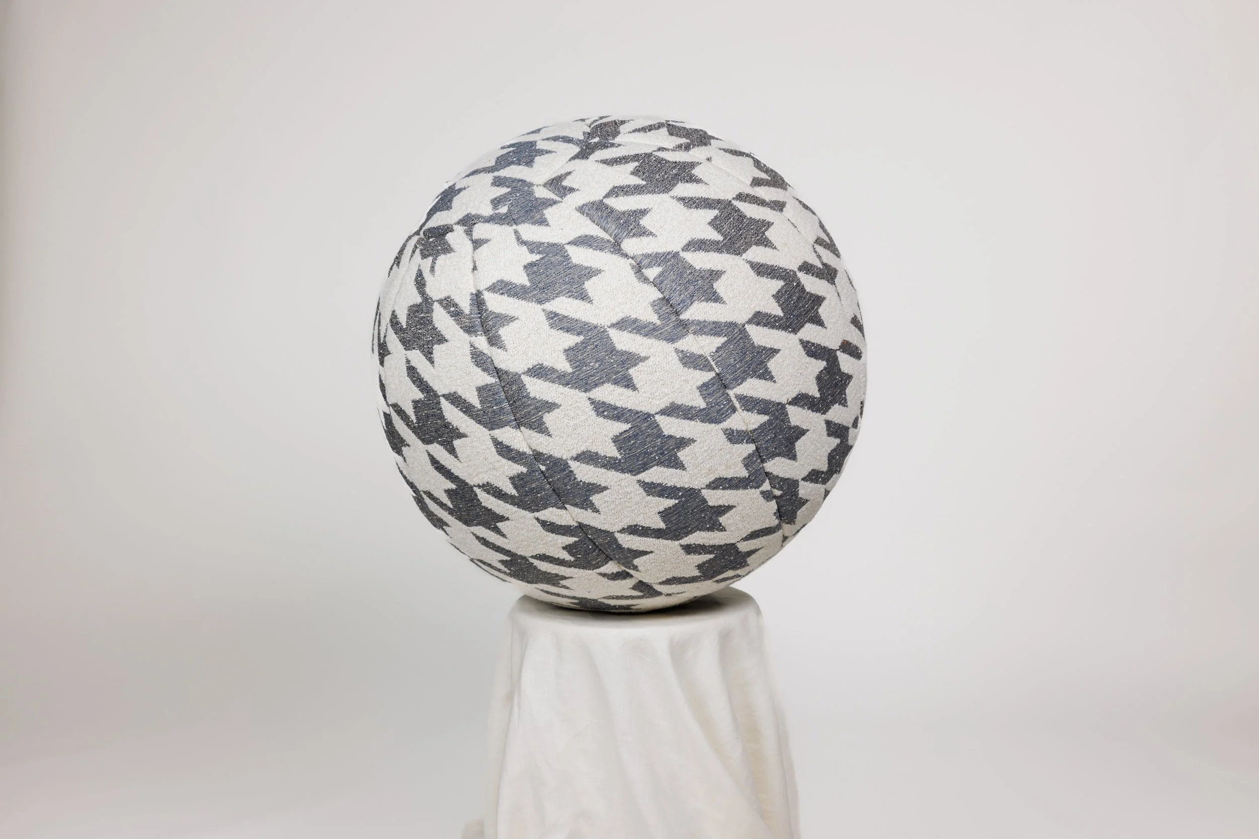 _Q0A4069-Atlas-Cream.jpg