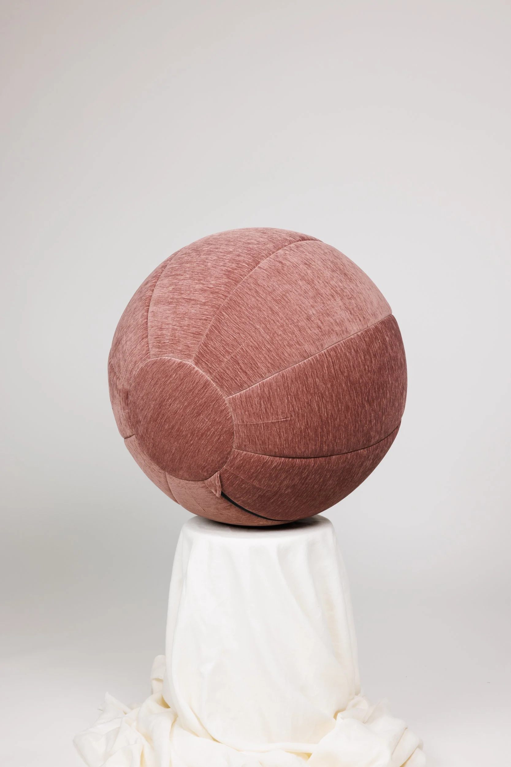 _Q0A4035-Carmen-Dusty-Rose-Faux-Velvet.jpg