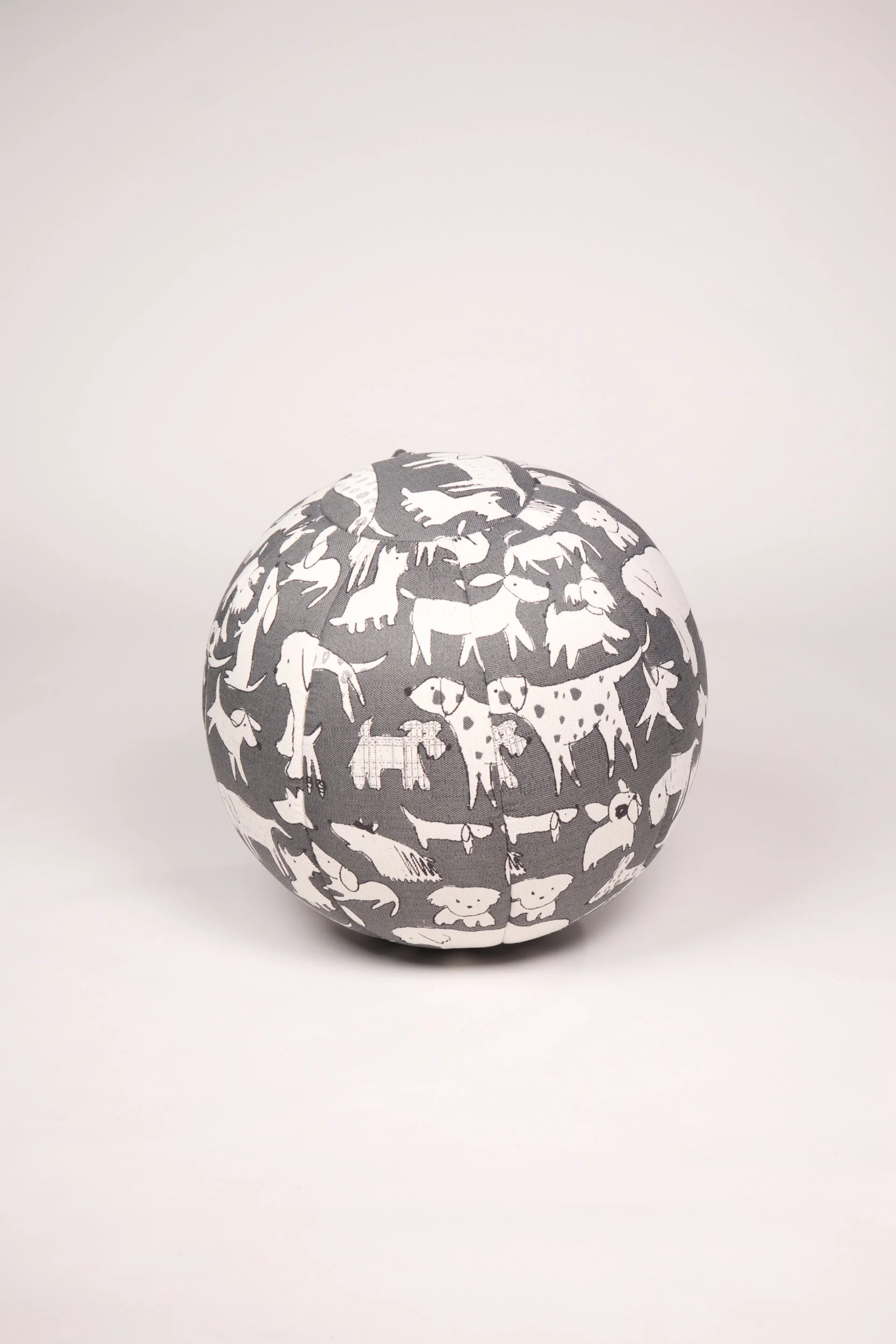 IMG_4976-Woof-Graphite.jpg