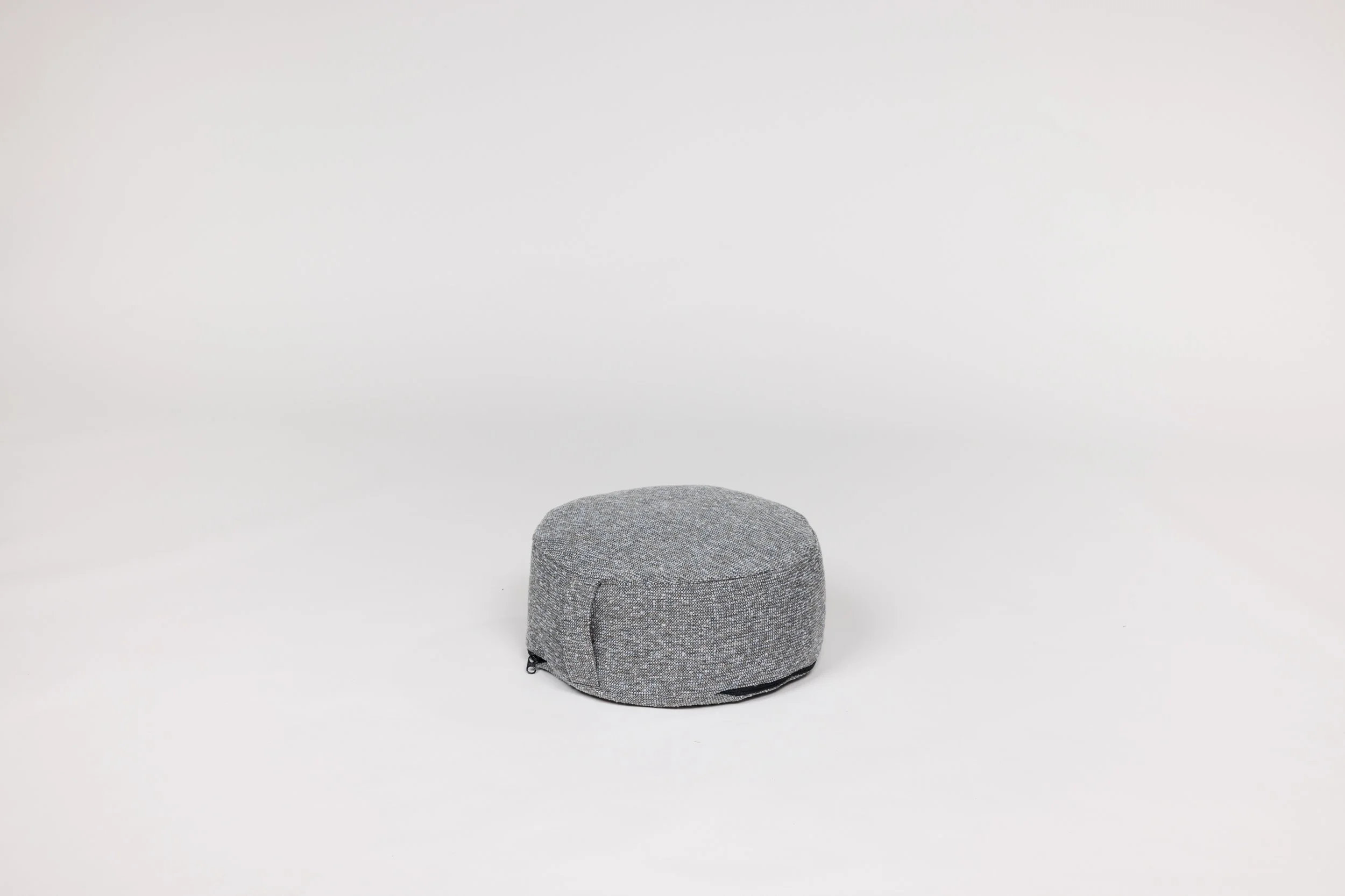_Q0A4011-Murano-Graphite-Boucle.jpg